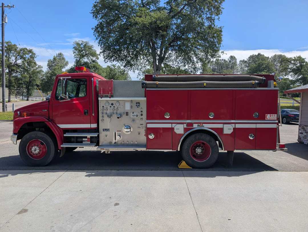 2002 Ferrara Freightliner 4x4 Pumper