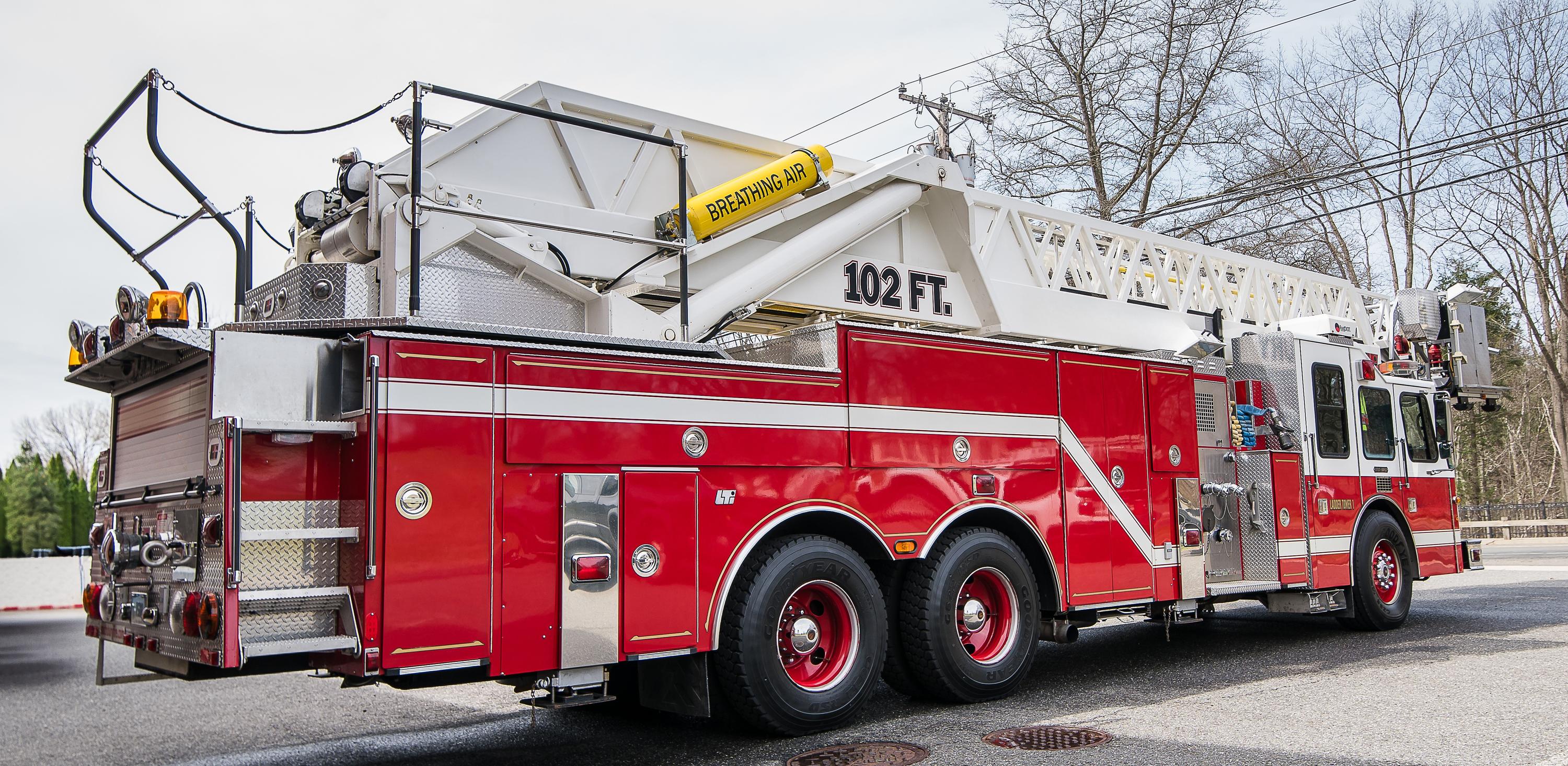 1997 102' LTI/Simon Duplex Ladder - image 8