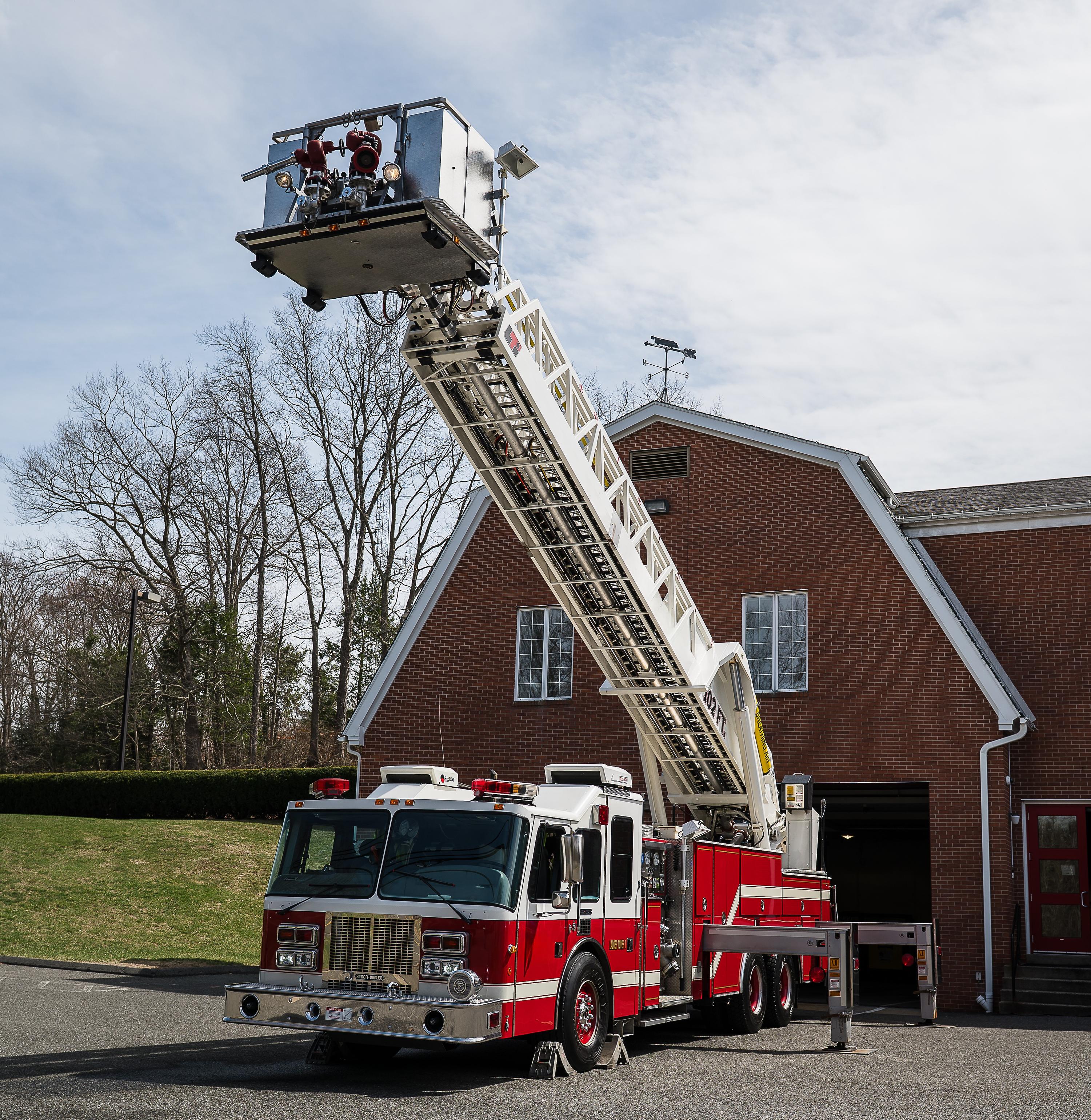1997 102' LTI/Simon Duplex Ladder - image 10