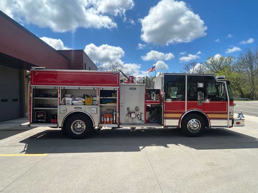 2001 Saulsbury Spartan Pumper — photo 4
