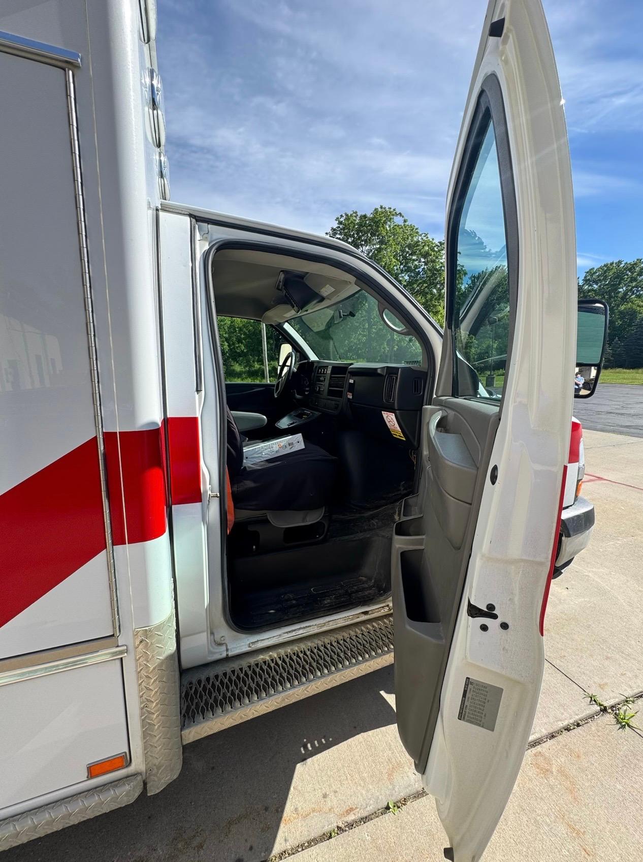 2014 AEV Chevrolet Type III Ambulance - image 6