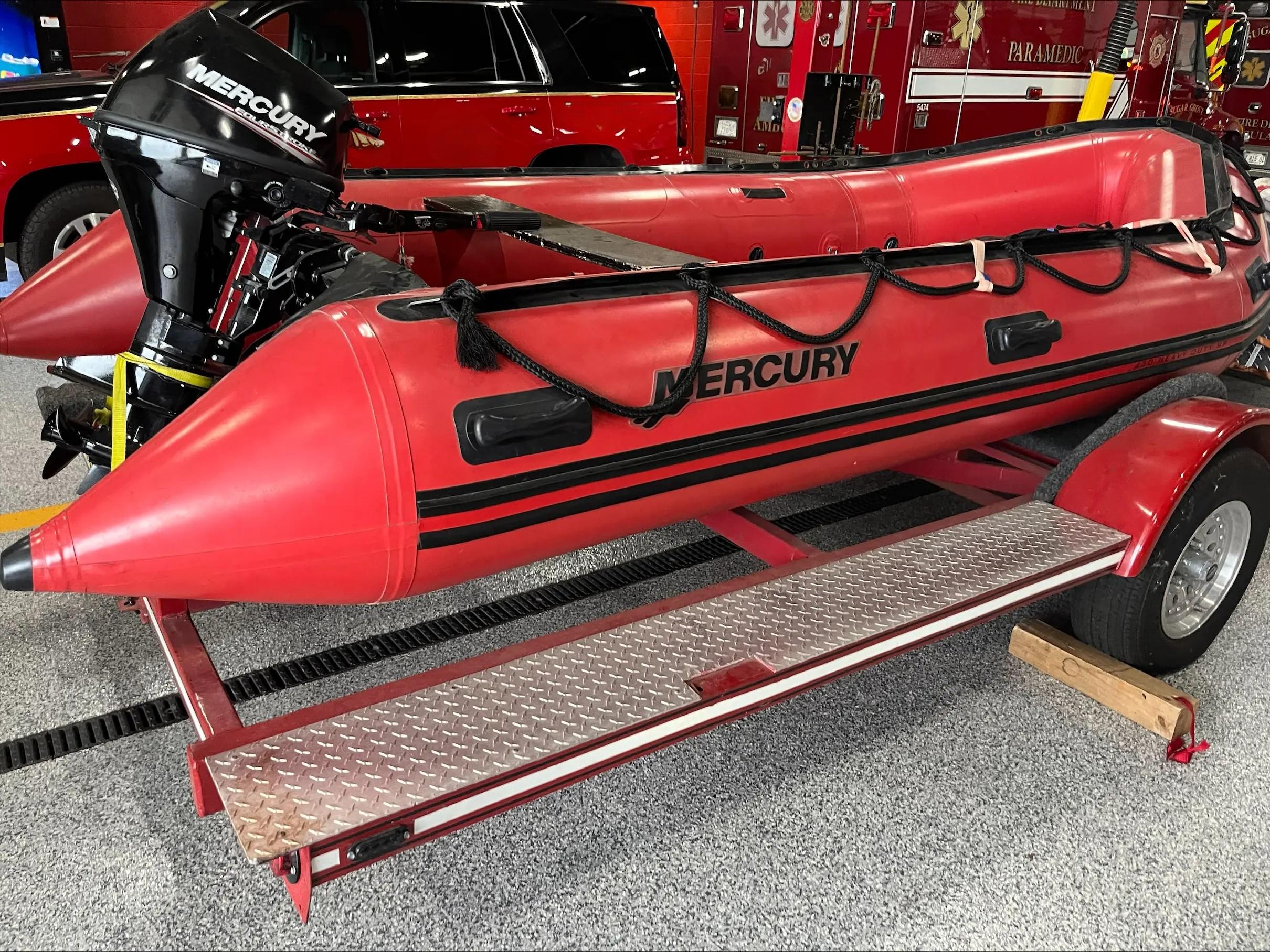 Mercury Inflatable Boat with 9.9 HP FourStroke Motor & Trailer - image 2