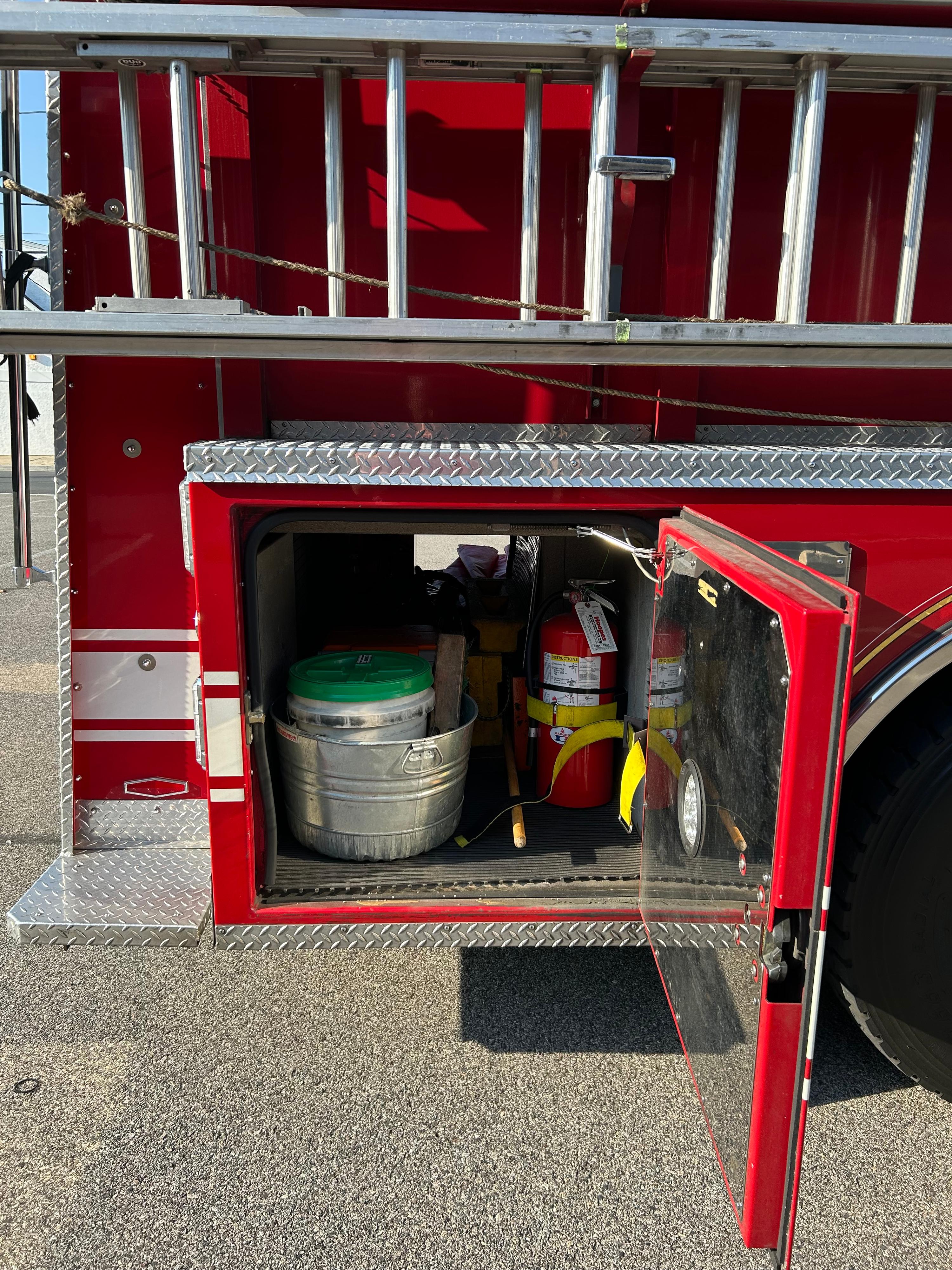 1996 Pierce Saber Engine - image 8