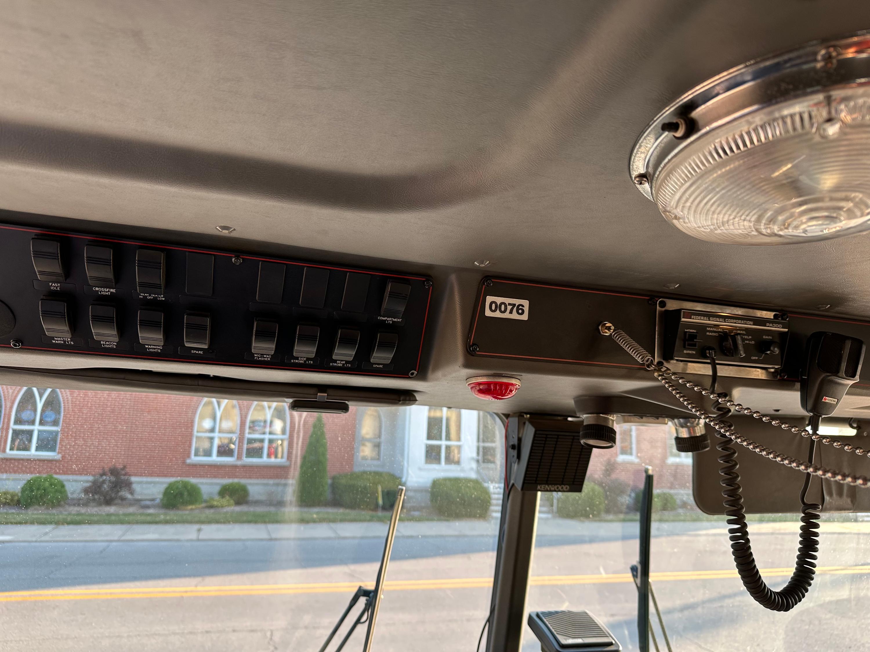 1996 E-One Cyclone Pumper - image 15