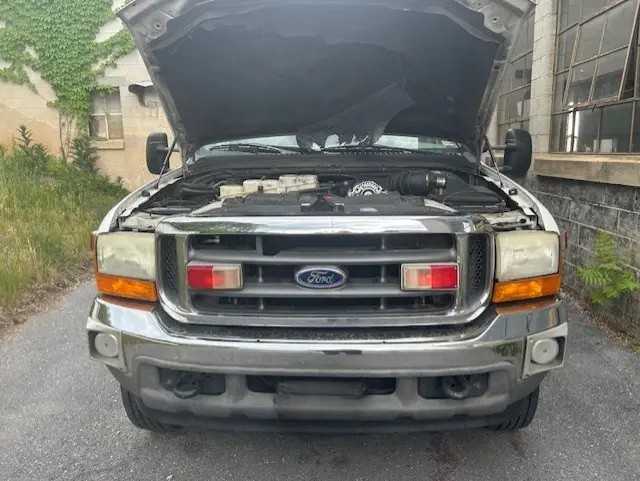 2000 MedTec Ford Type I Ambulance