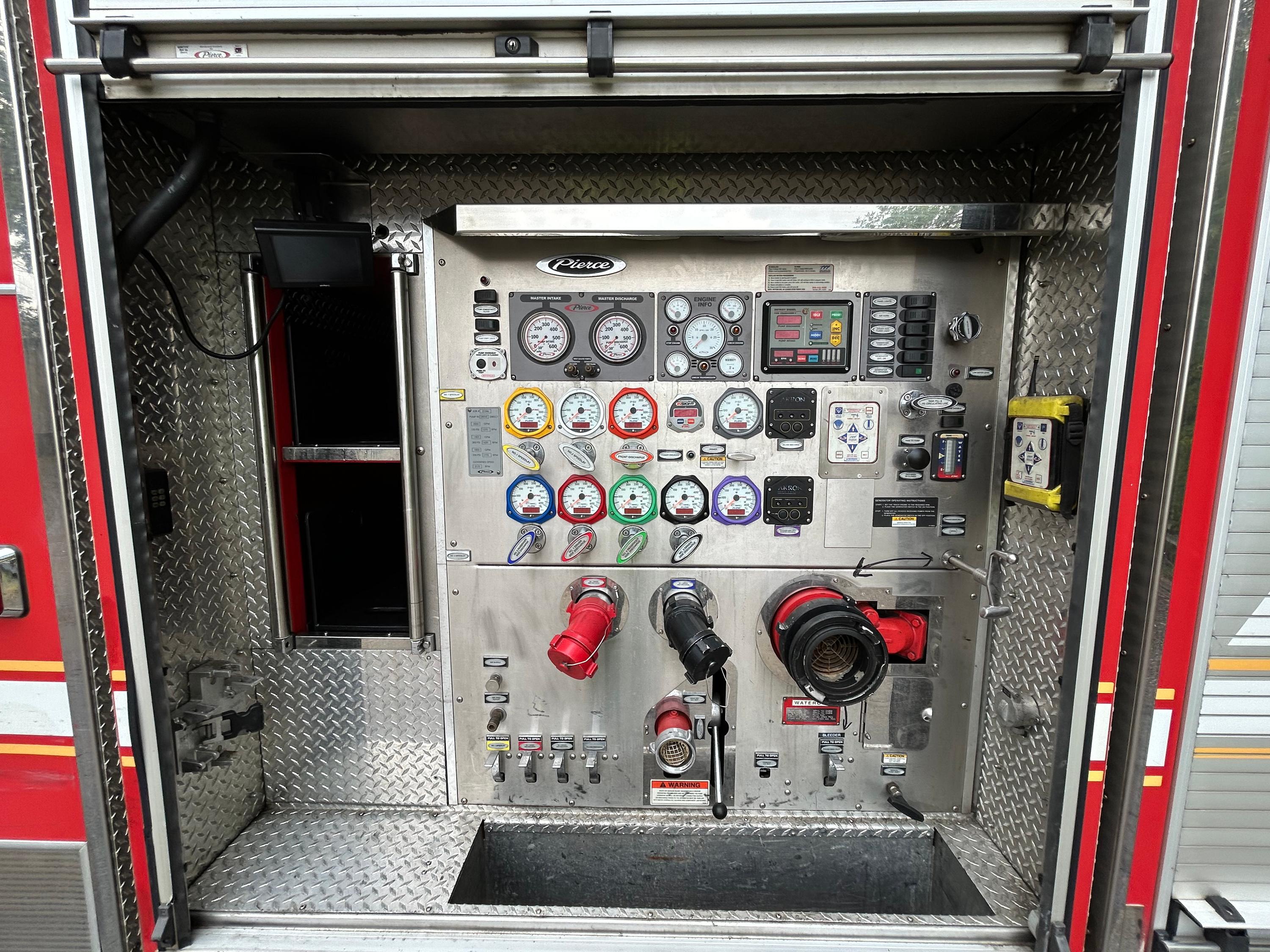 2009 Pierce Arrow XT TAK 4 Pumper - image 17