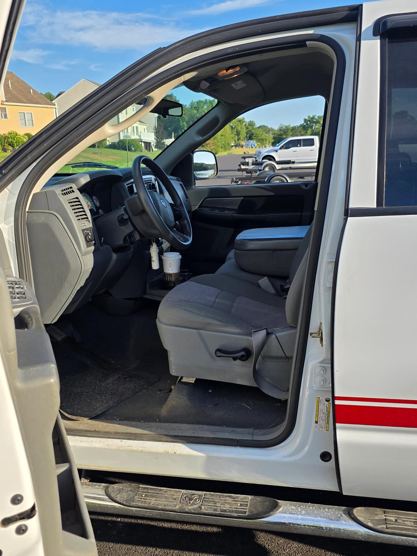 2007 Dodge Ram Command Truck - image 2