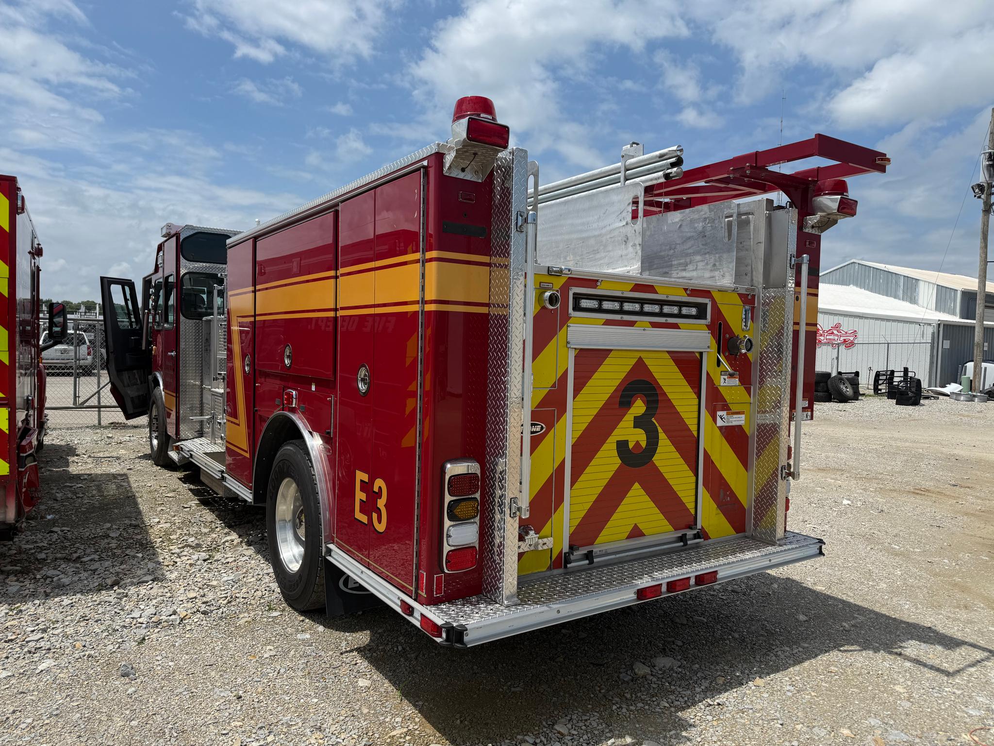 2012 E-ONE PUMPER - image 4