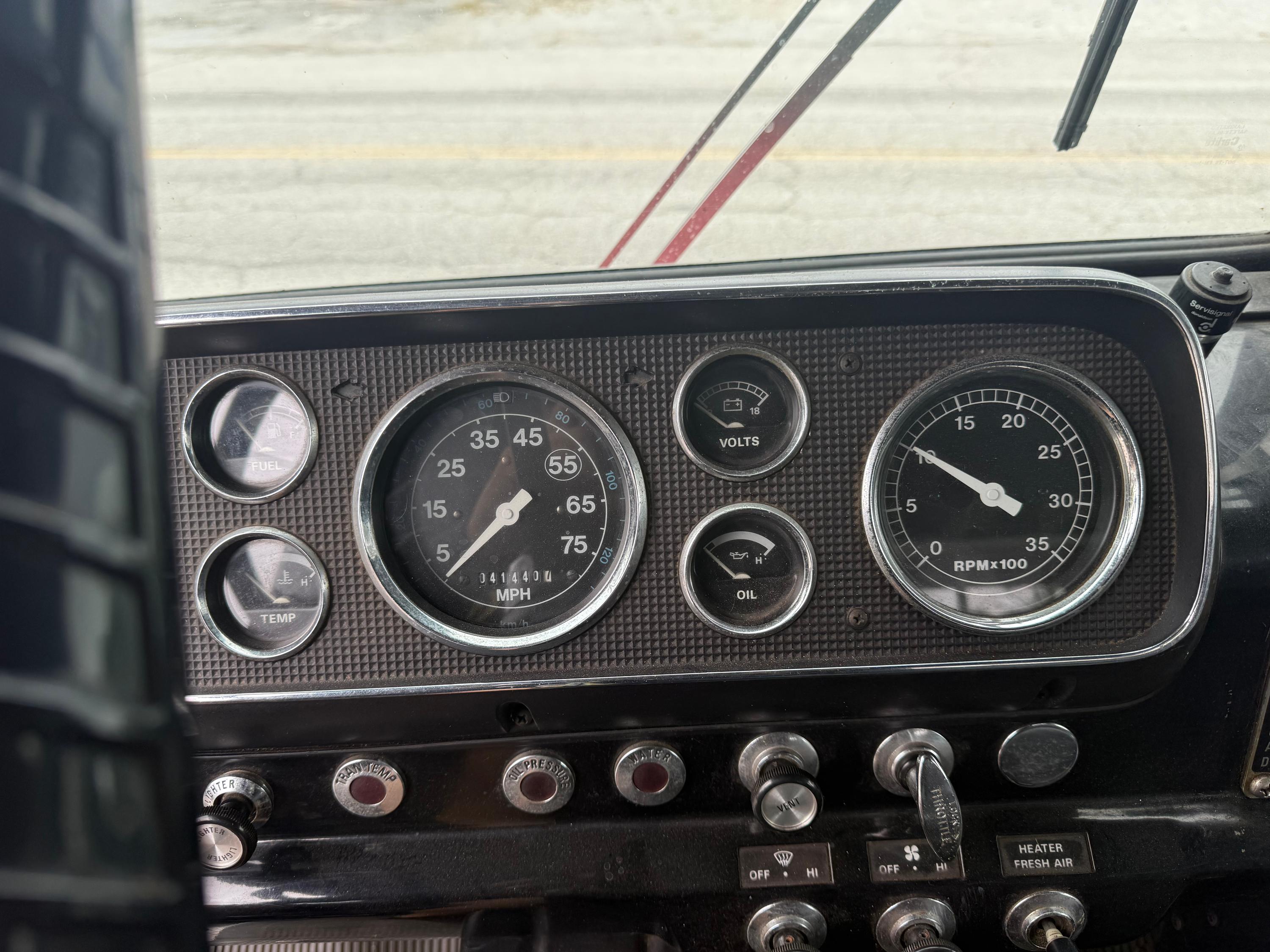 1989 Ford 8000 Pumper - image 9