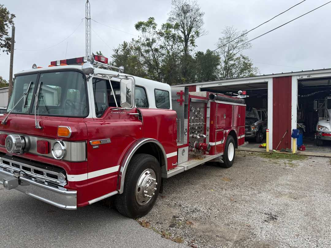 1989 Ford 8000 Pumper