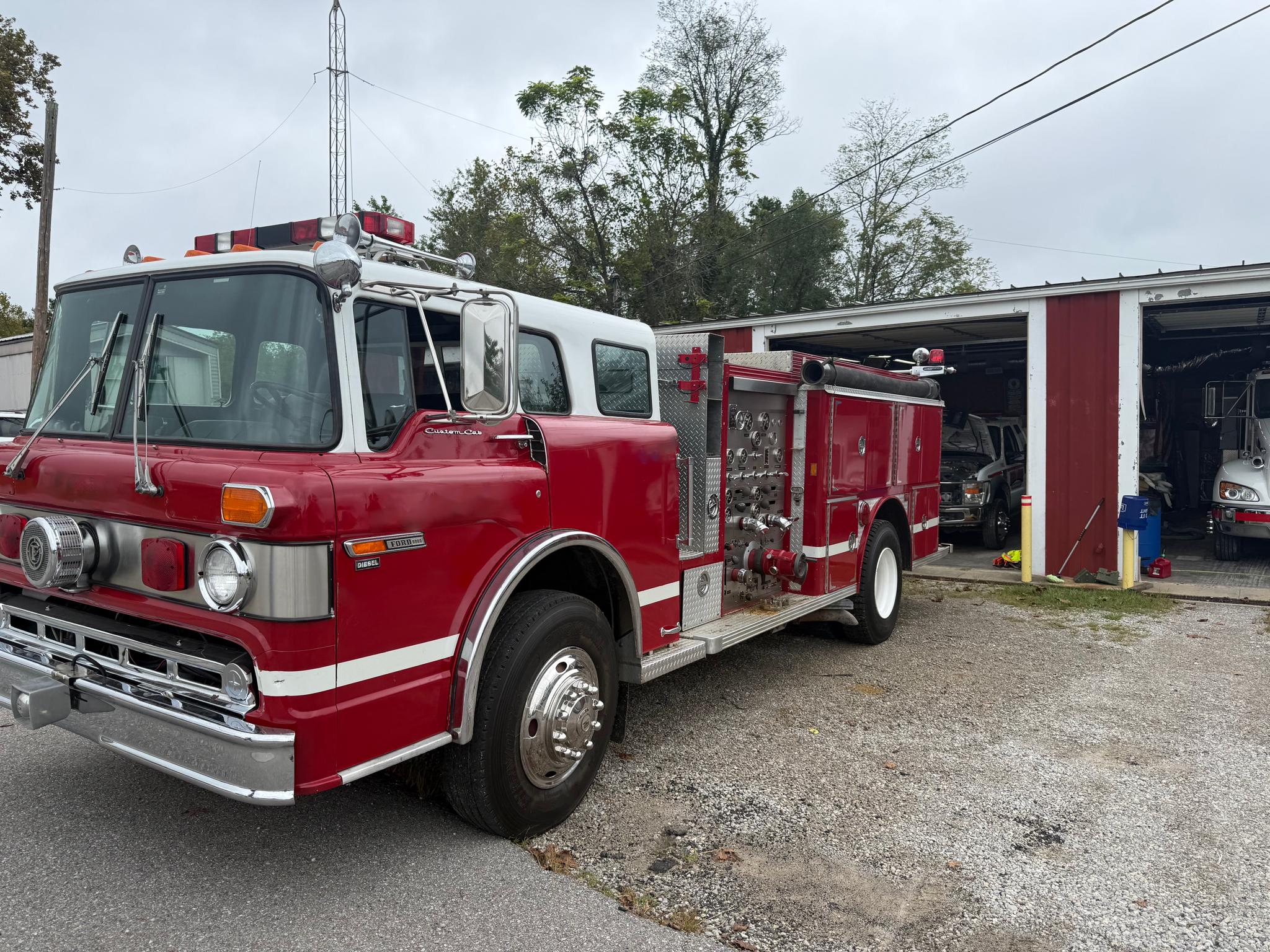 1989 Ford 8000 Pumper - image 1