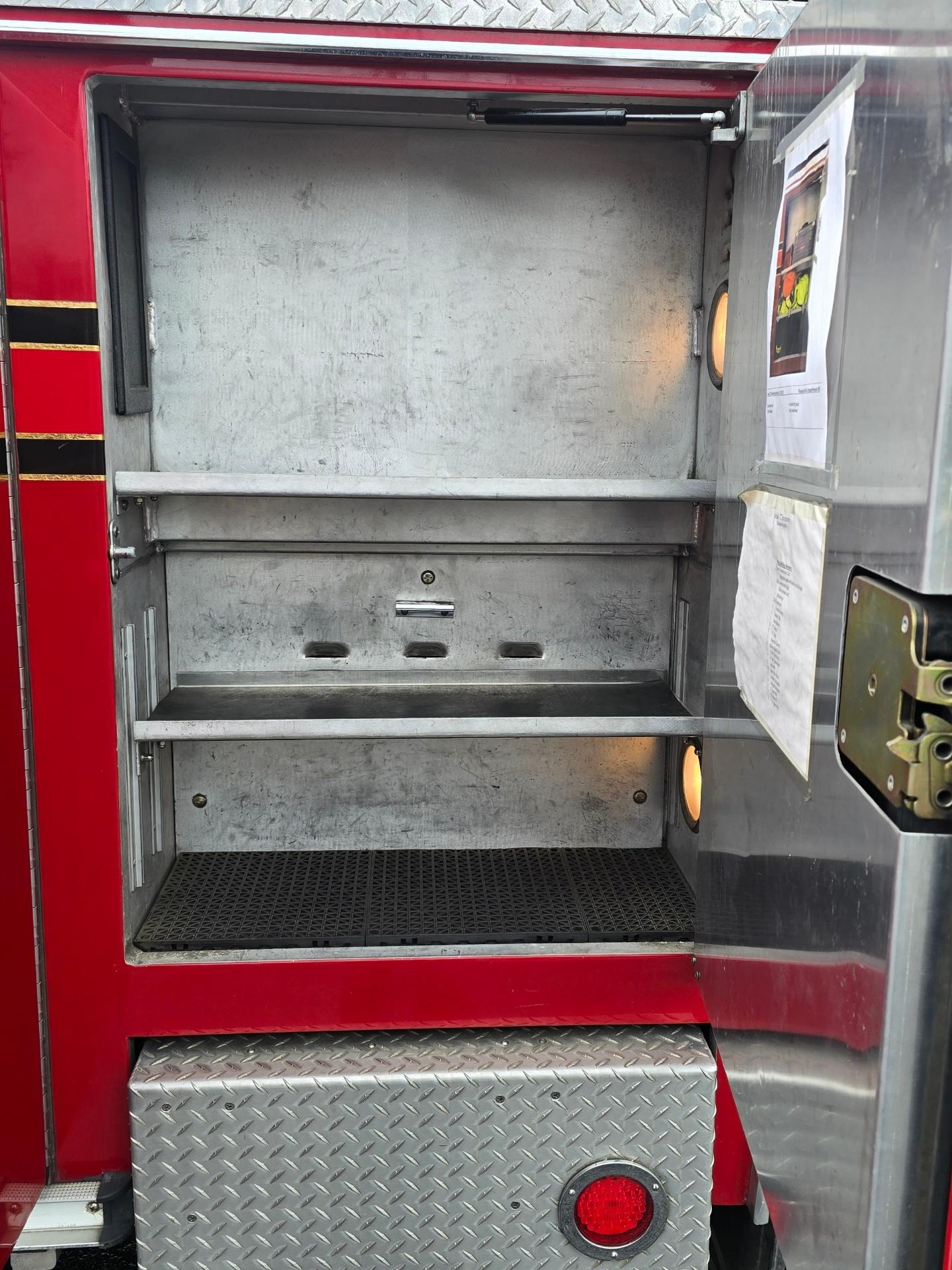 1998 E-One 95' Aerial - image 30