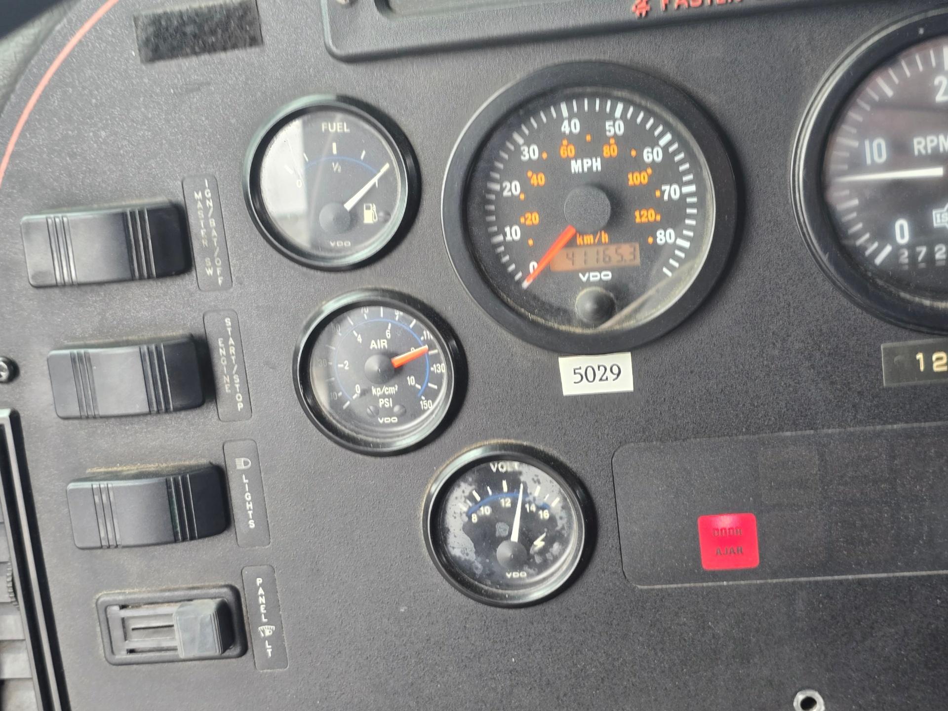 1998 E-One 95' Aerial - image 12