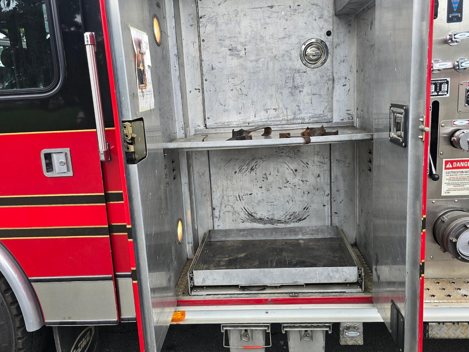 1998 E-One 95' Aerial - image 43