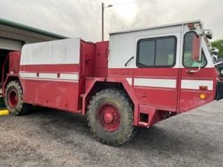 1987 Oshkosh 4x4 Pumper Tanker - image 3