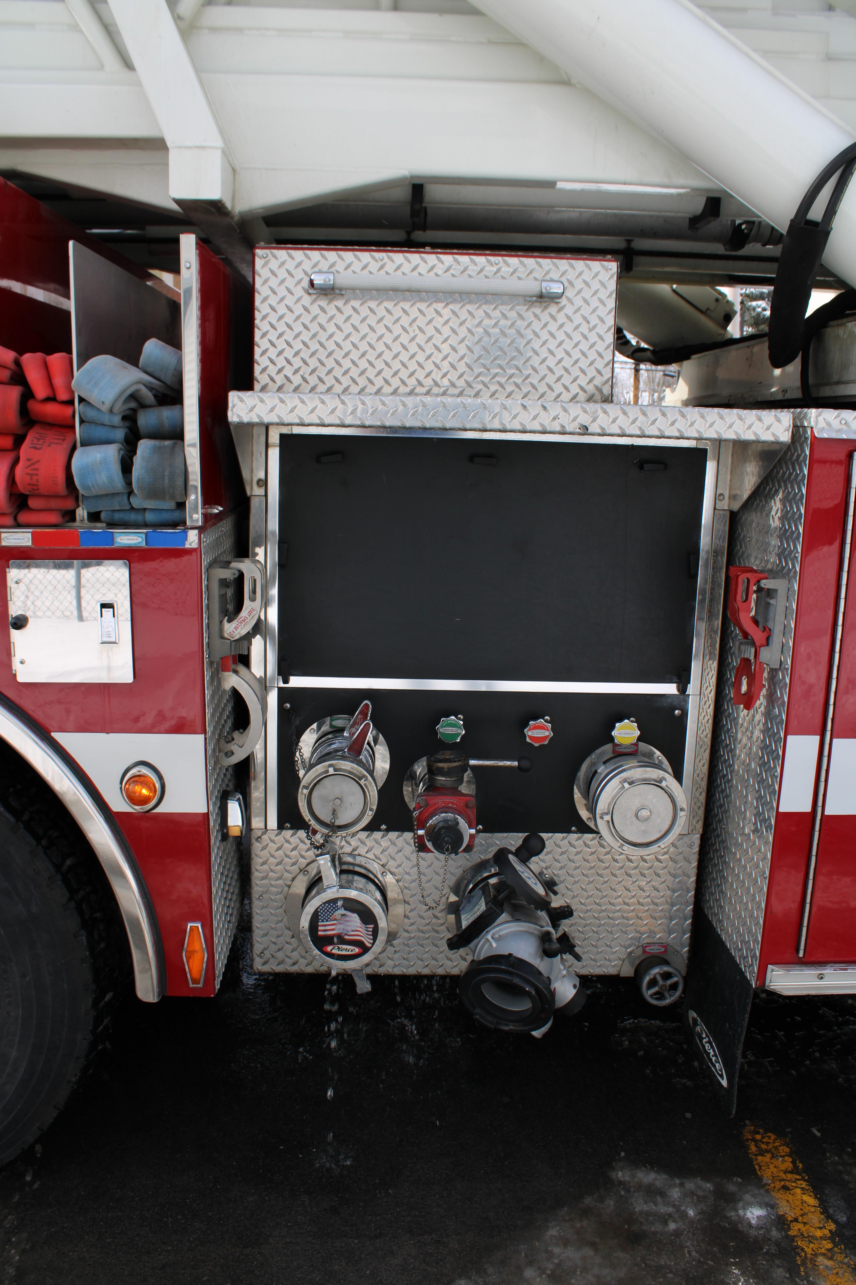 2003 Pierce 95' Mid-Mount Platform - image 31