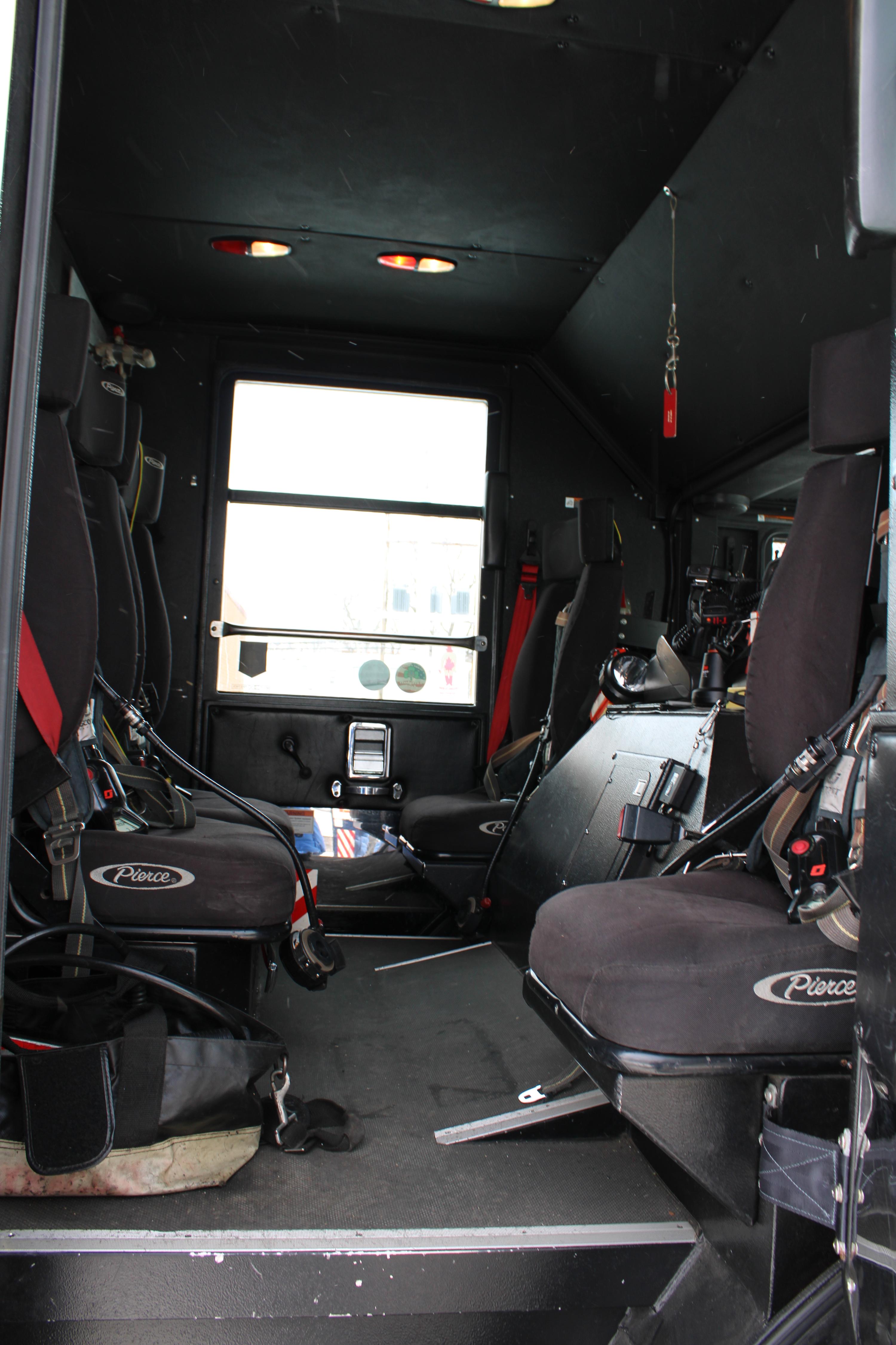 2003 Pierce 95' Mid-Mount Platform - image 32