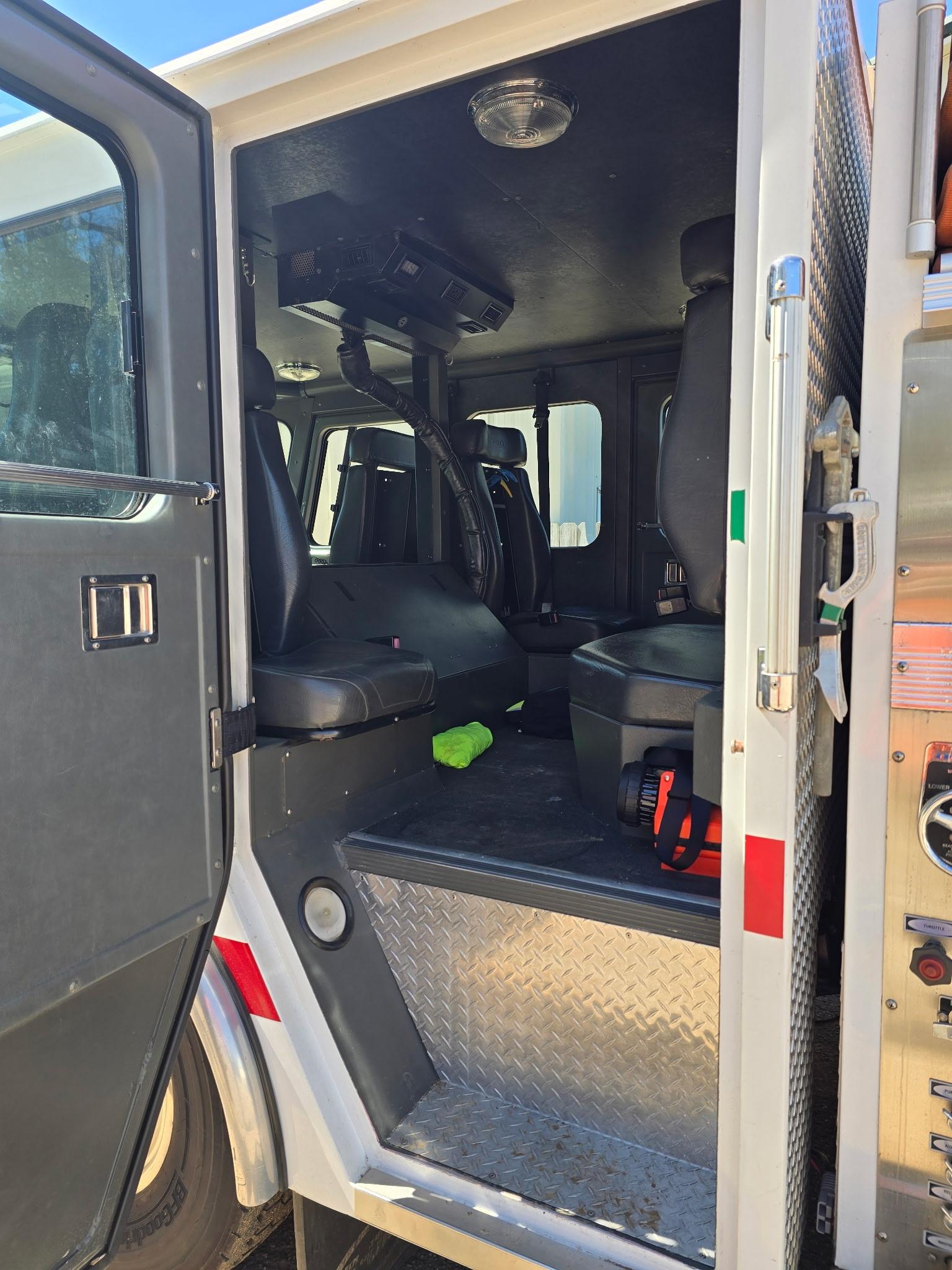 1995 E-One Pumper - image 10