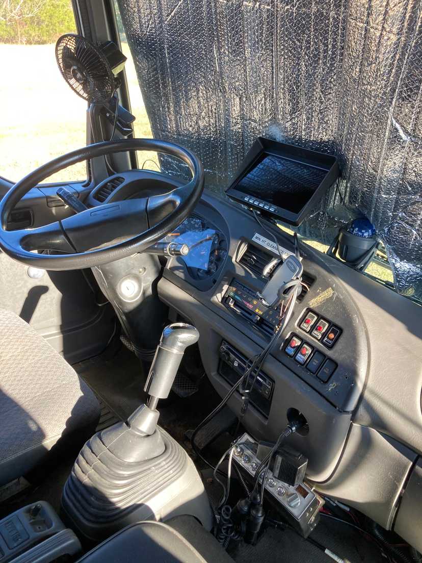 2004 Command Unit — photo 6