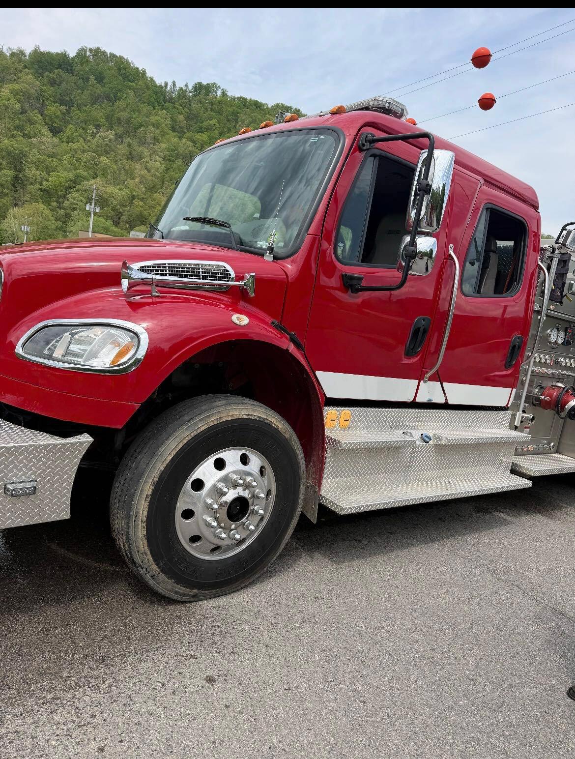 2012 Toyne Freightliner Pumper - image 2