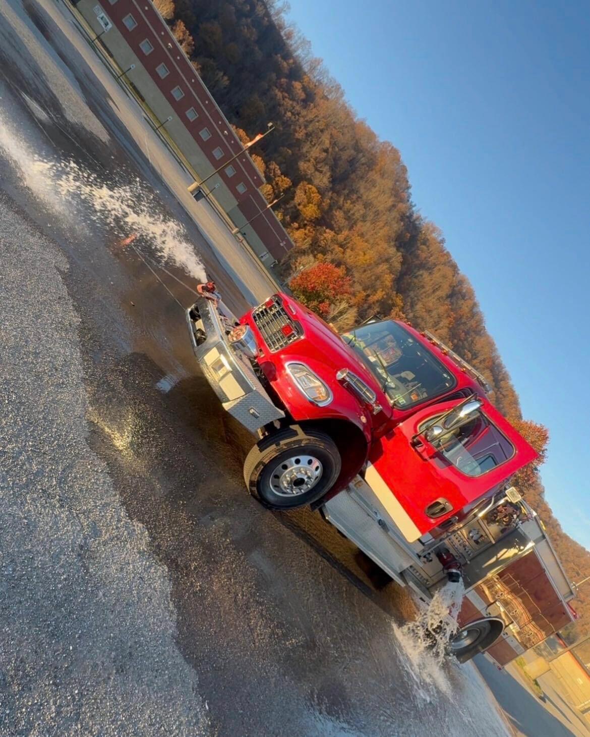2012 Toyne Freightliner Pumper - image 8