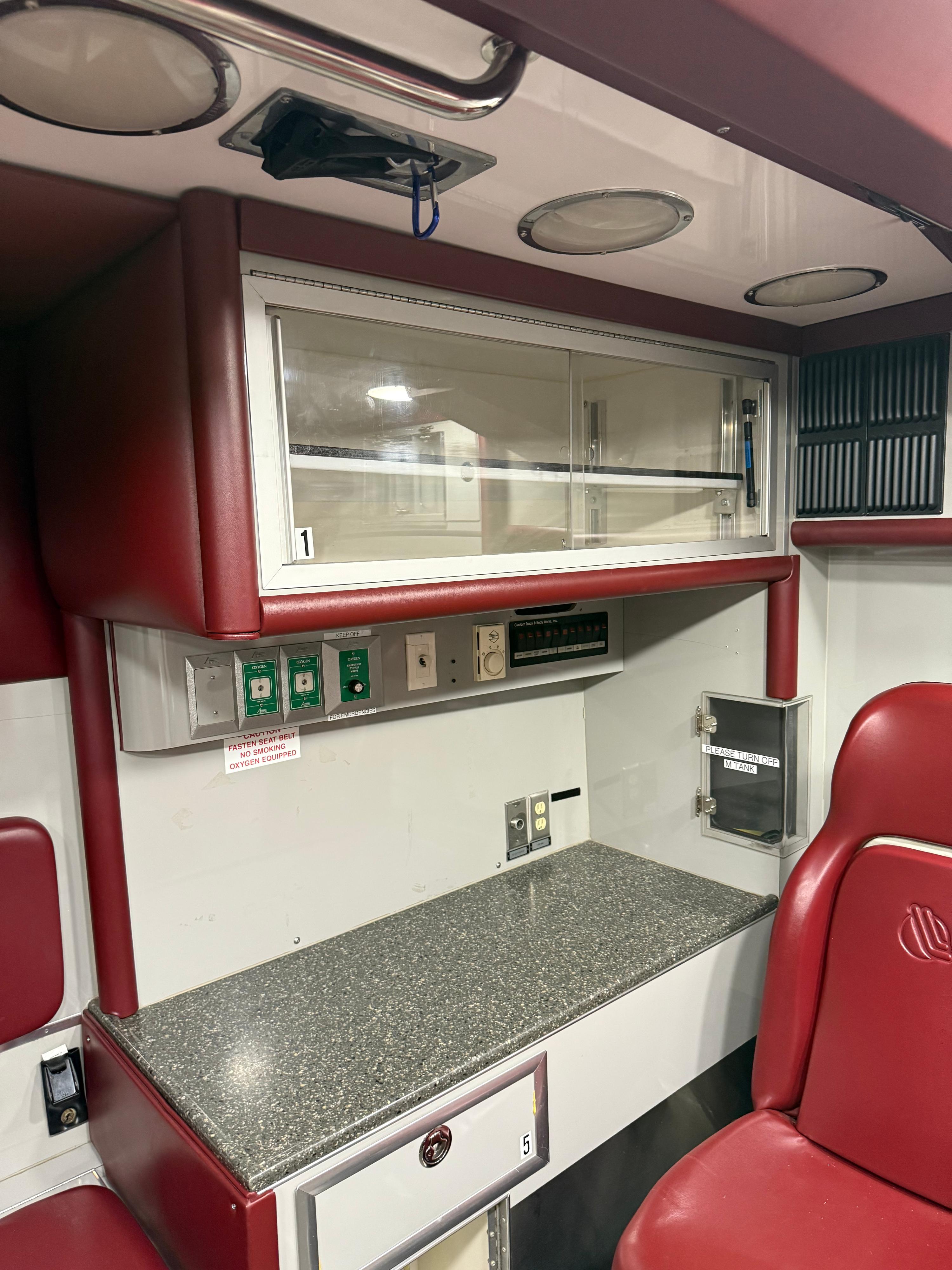 2011 International DuraStar Type I - image 14