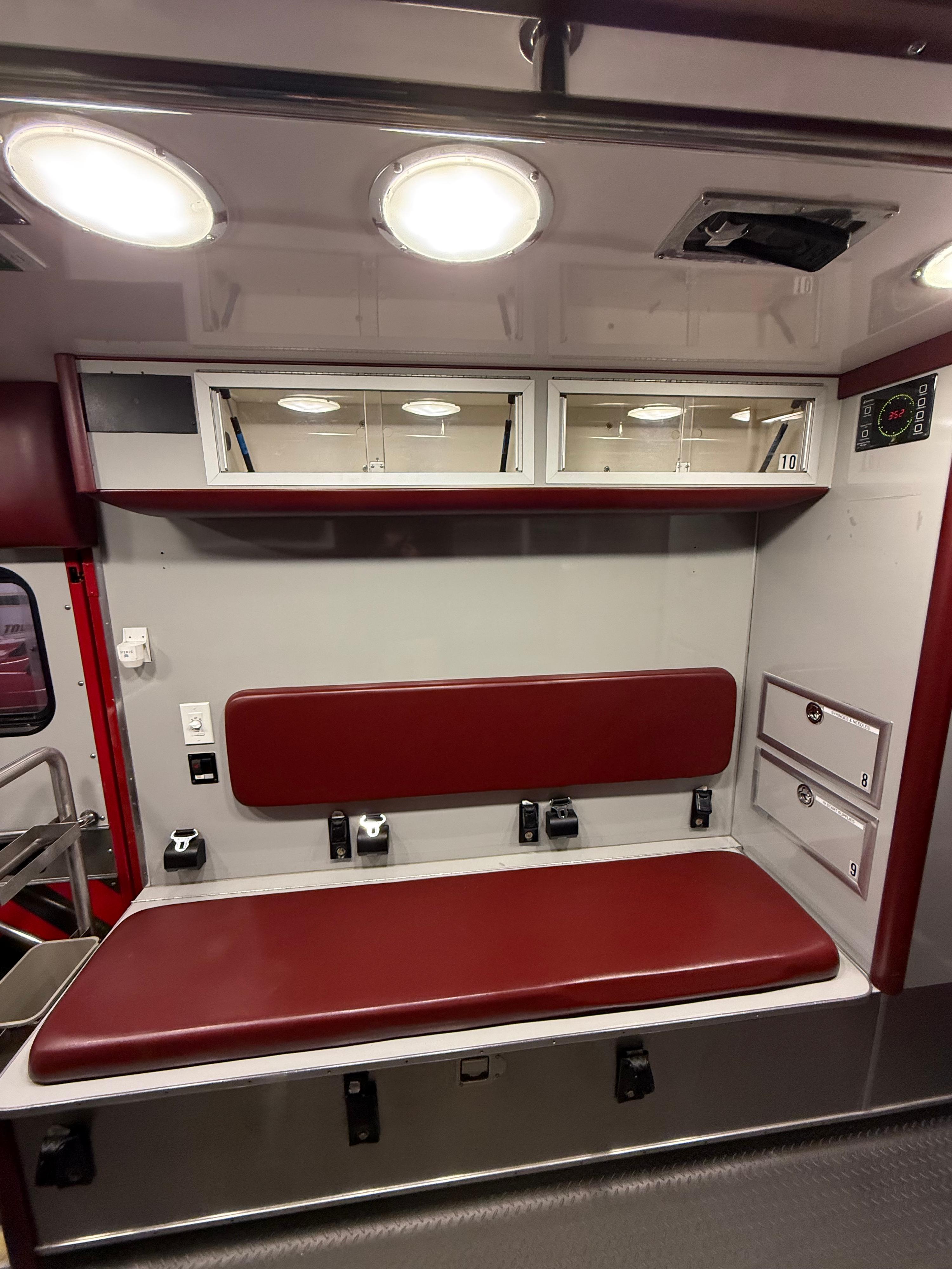 2011 International DuraStar Type I - image 15