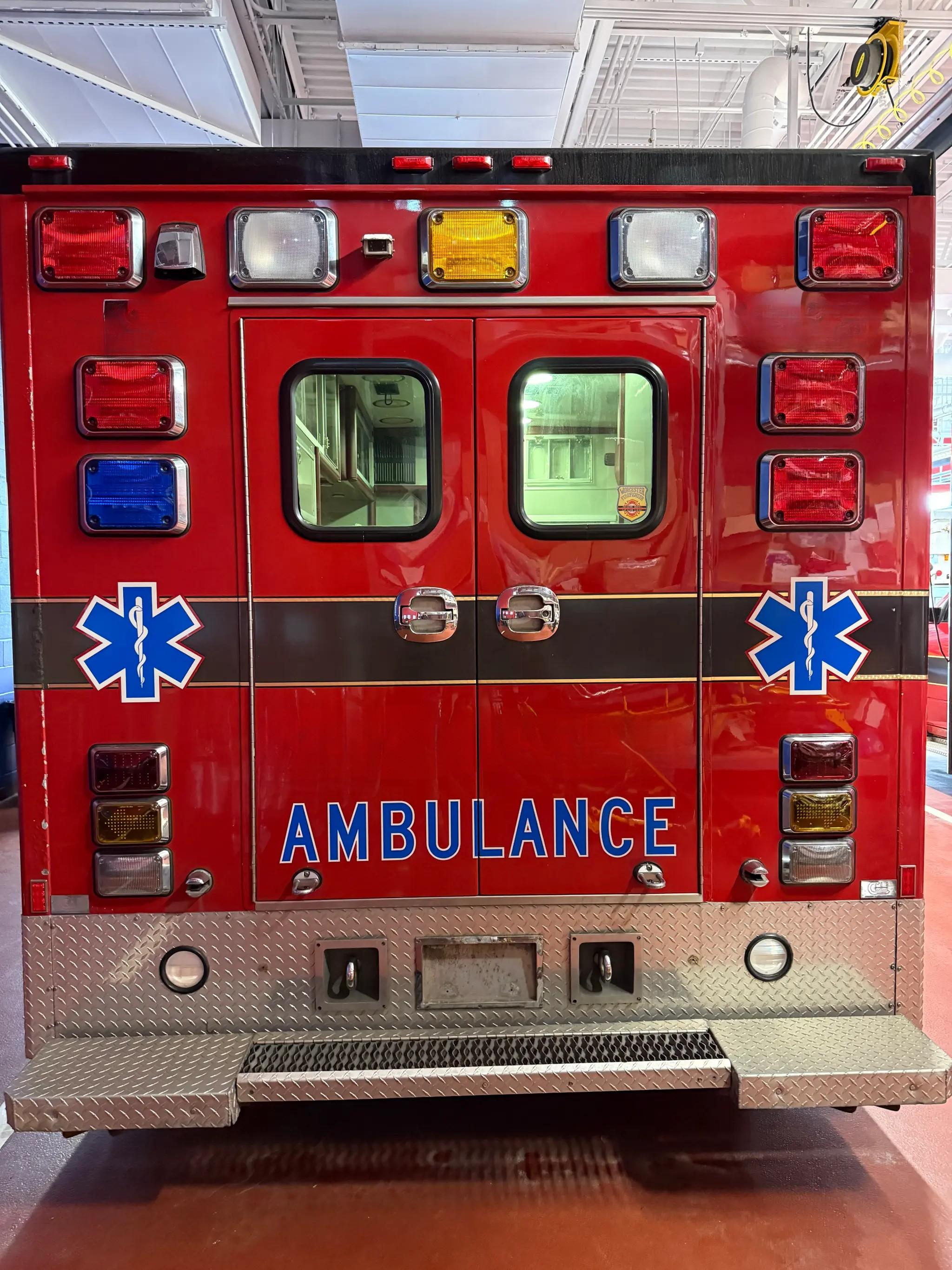 2011 International DuraStar Type I - image 23