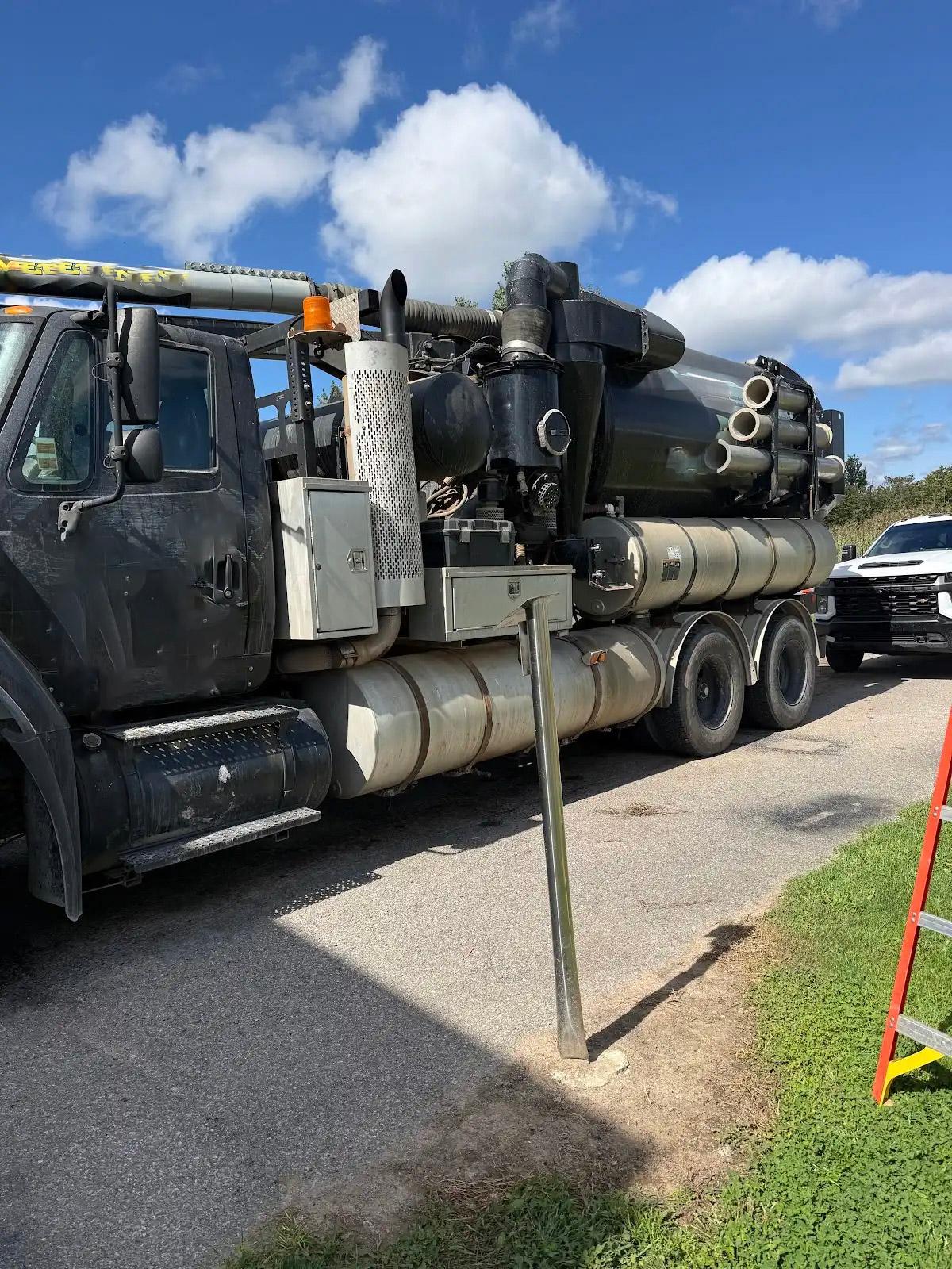 2007 International Vactor Hydrovac - image 1