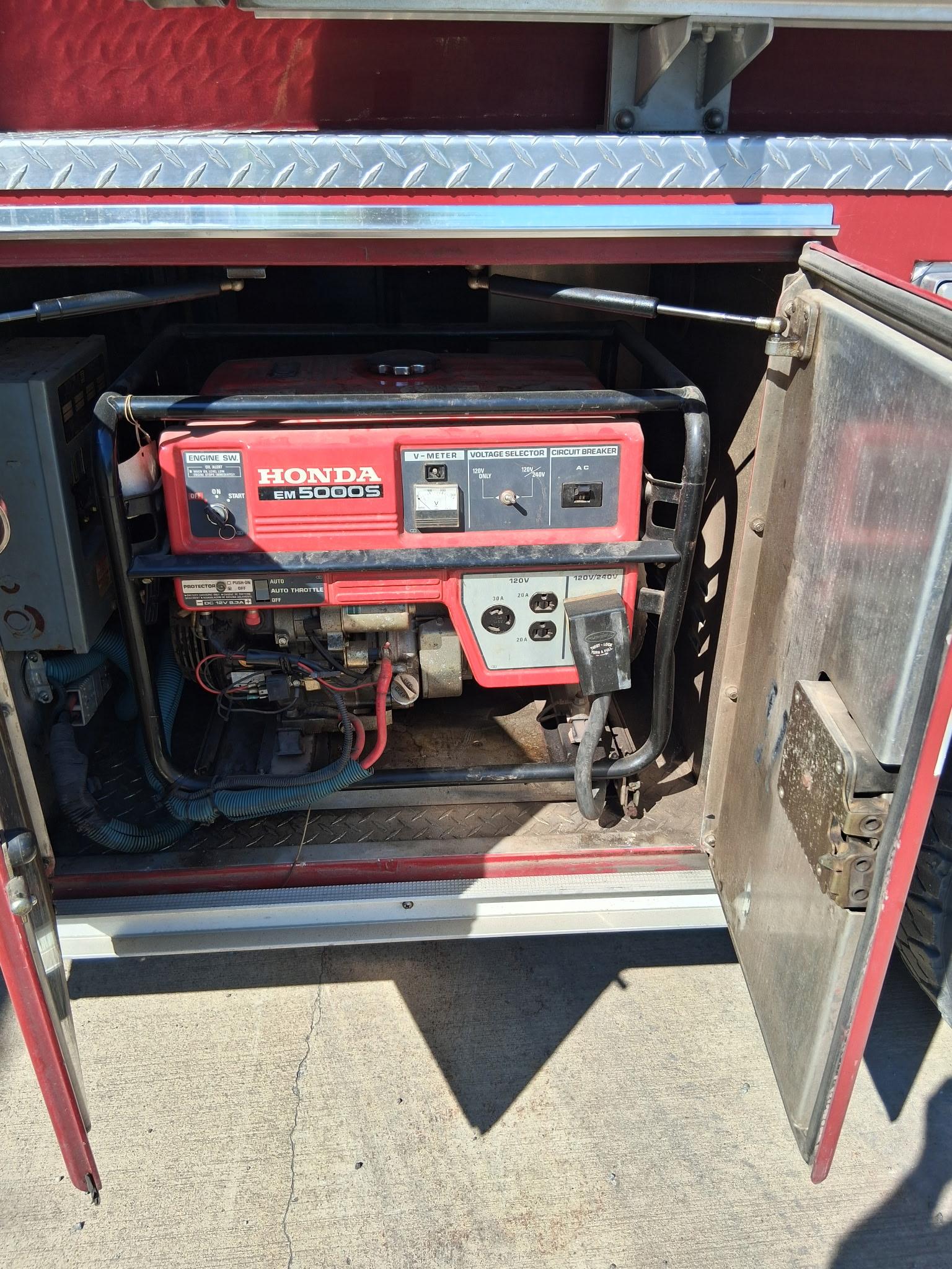 2000 International 4900 Pumper - image 12