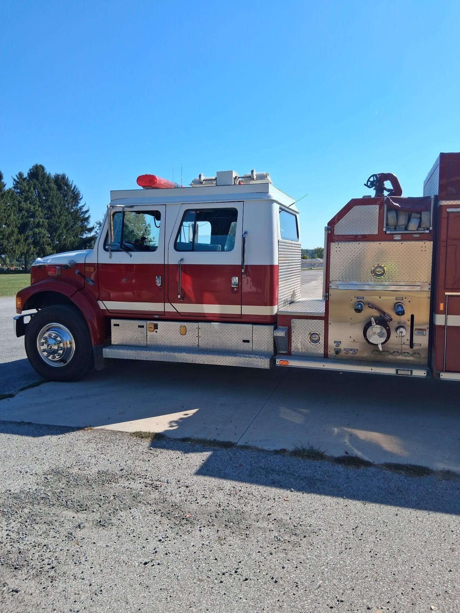 2000 International 4900 Pumper - image 1
