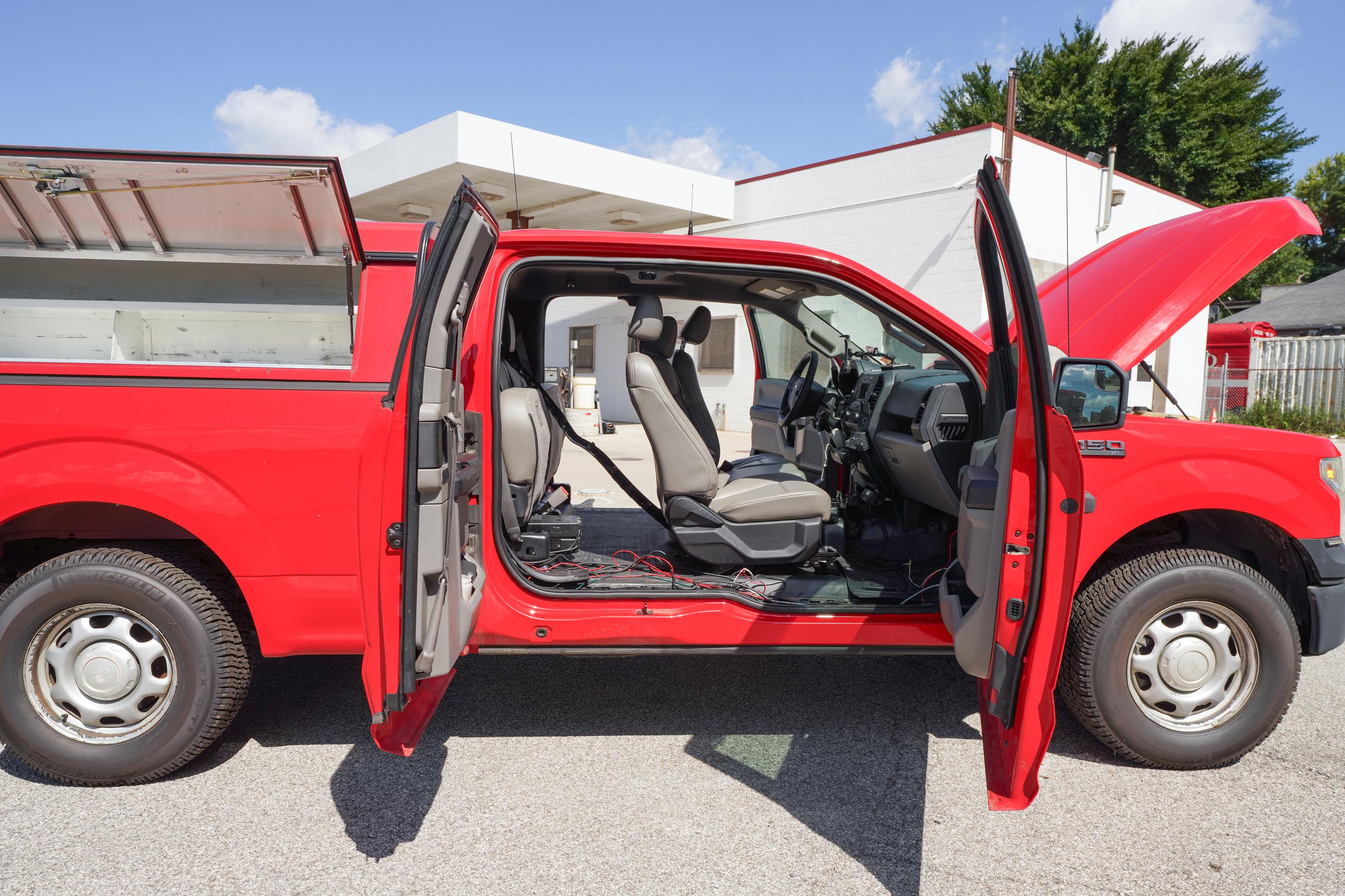 2015 Ford F-150 XL 4x4 Extended Cab - image 16