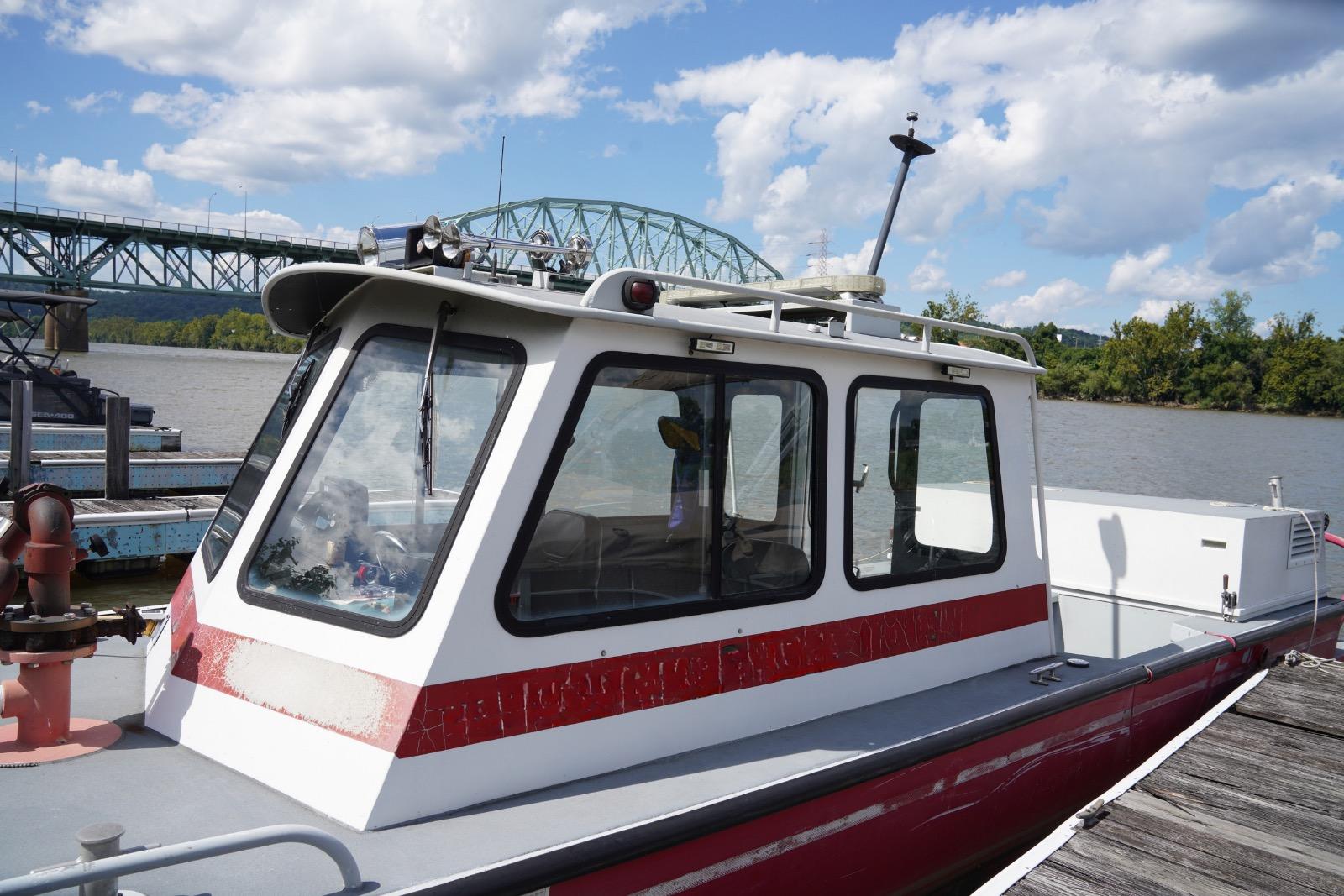 2005 SeaArk Little Giant Fire Boat - image 26