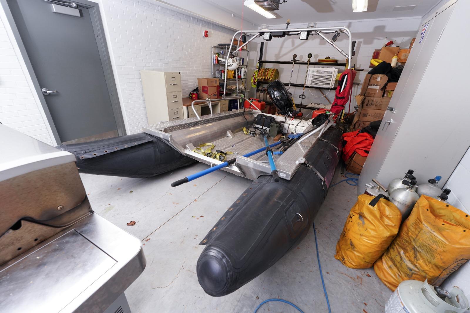 2000 DIB (Demaree inflatable boats) mini snout - image 3