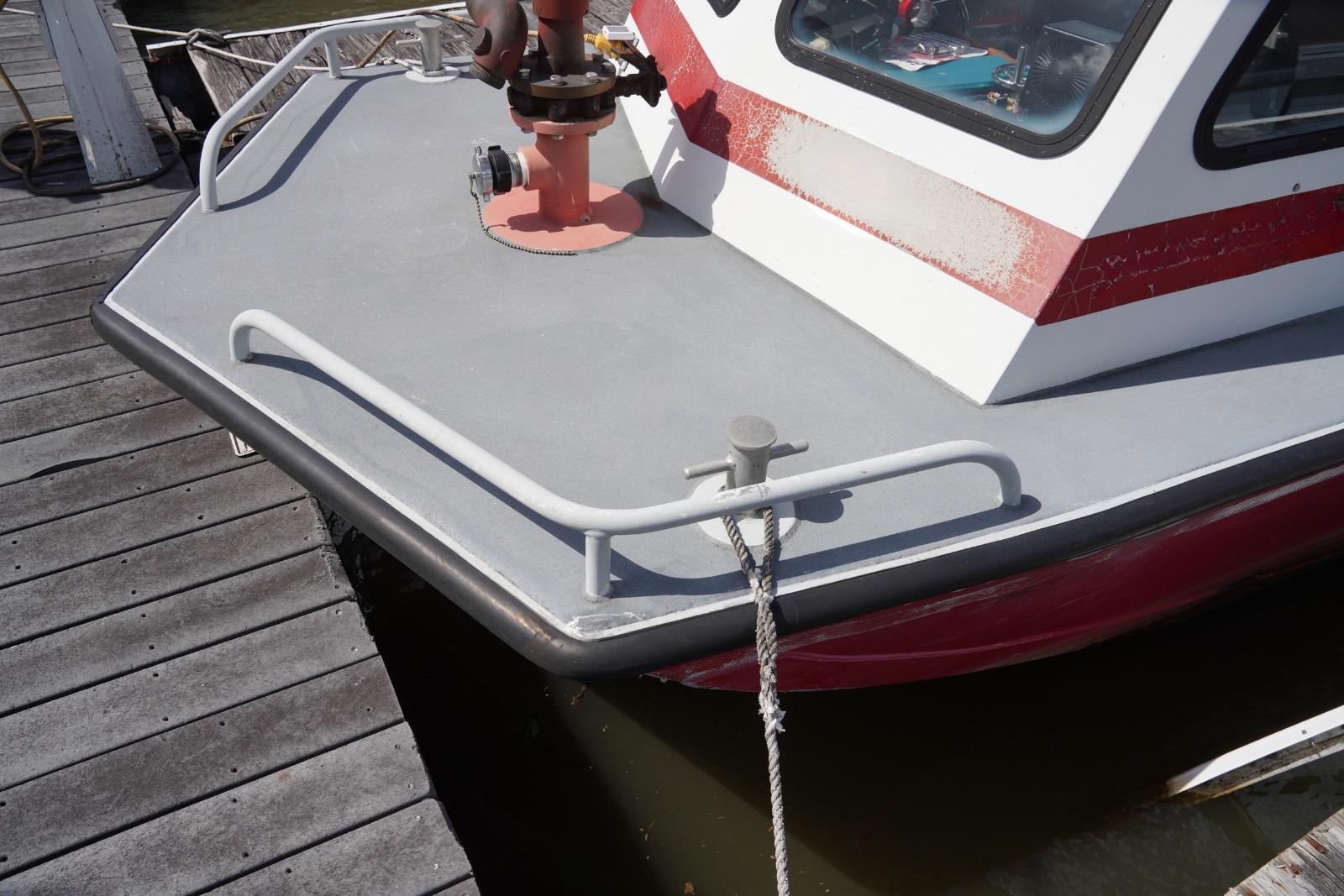 2005 SeaArk Little Giant Fire Boat - image 16