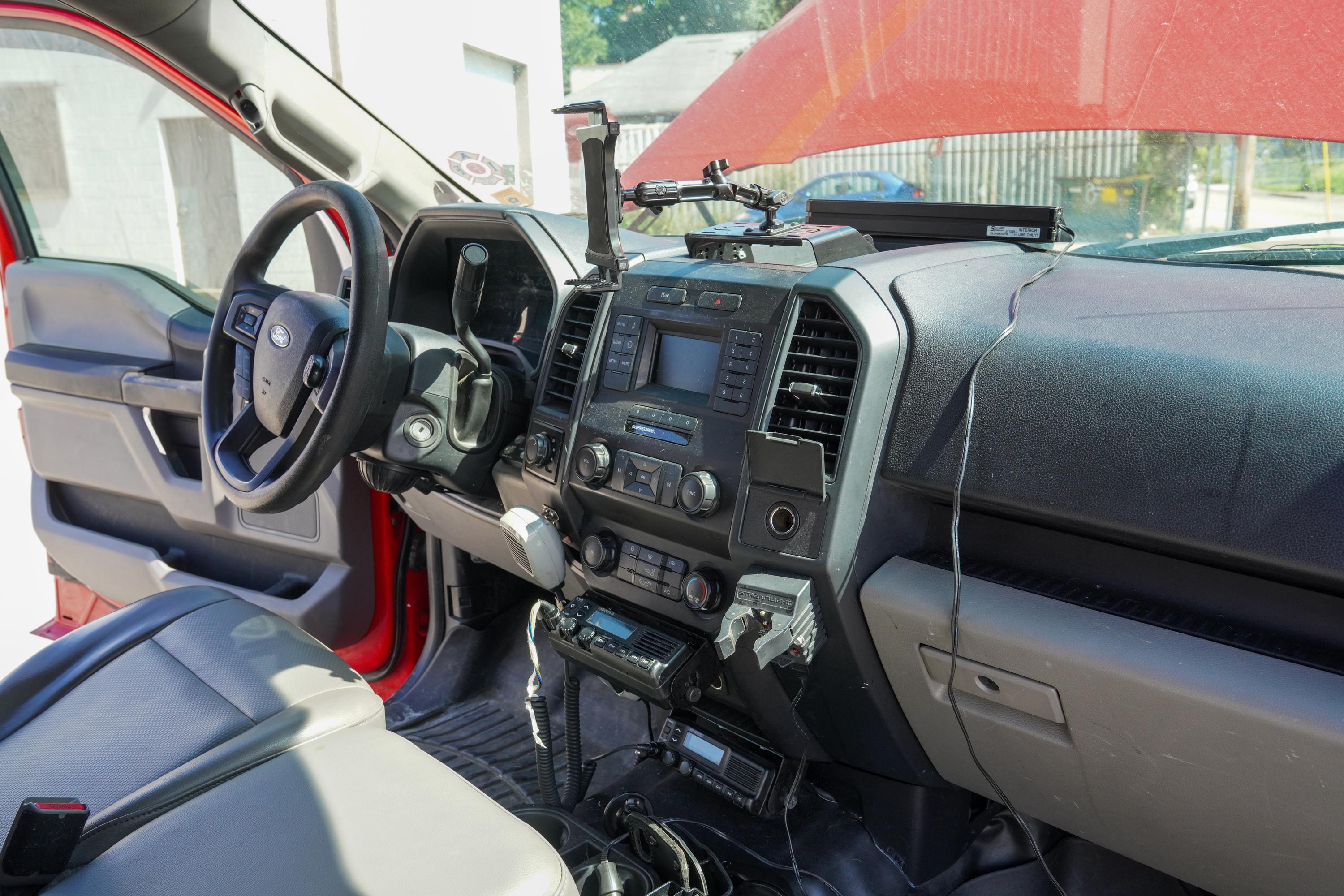 2015 Ford F-150 XL 4x4 Extended Cab - image 19