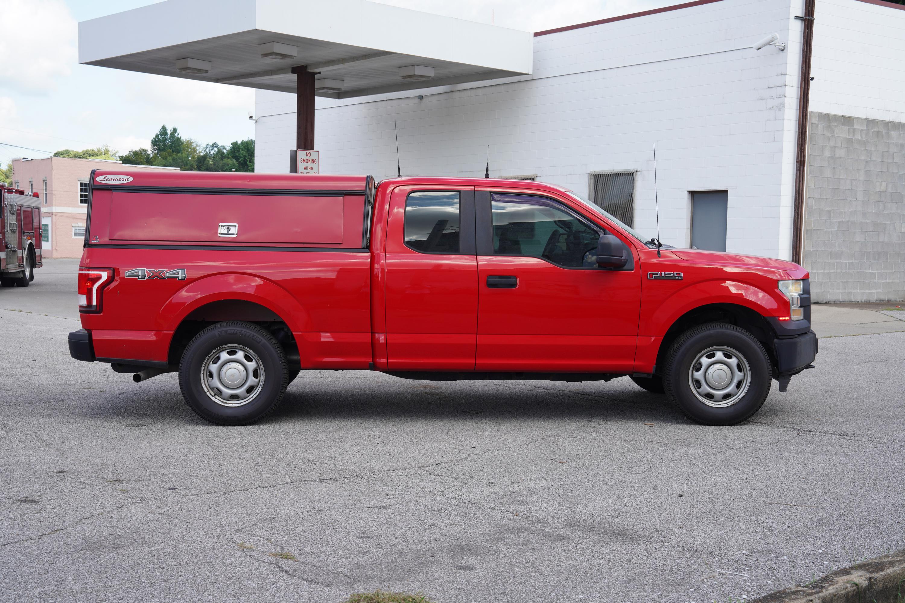 2015 Ford F-150 XL 4x4 Extended Cab - image 7