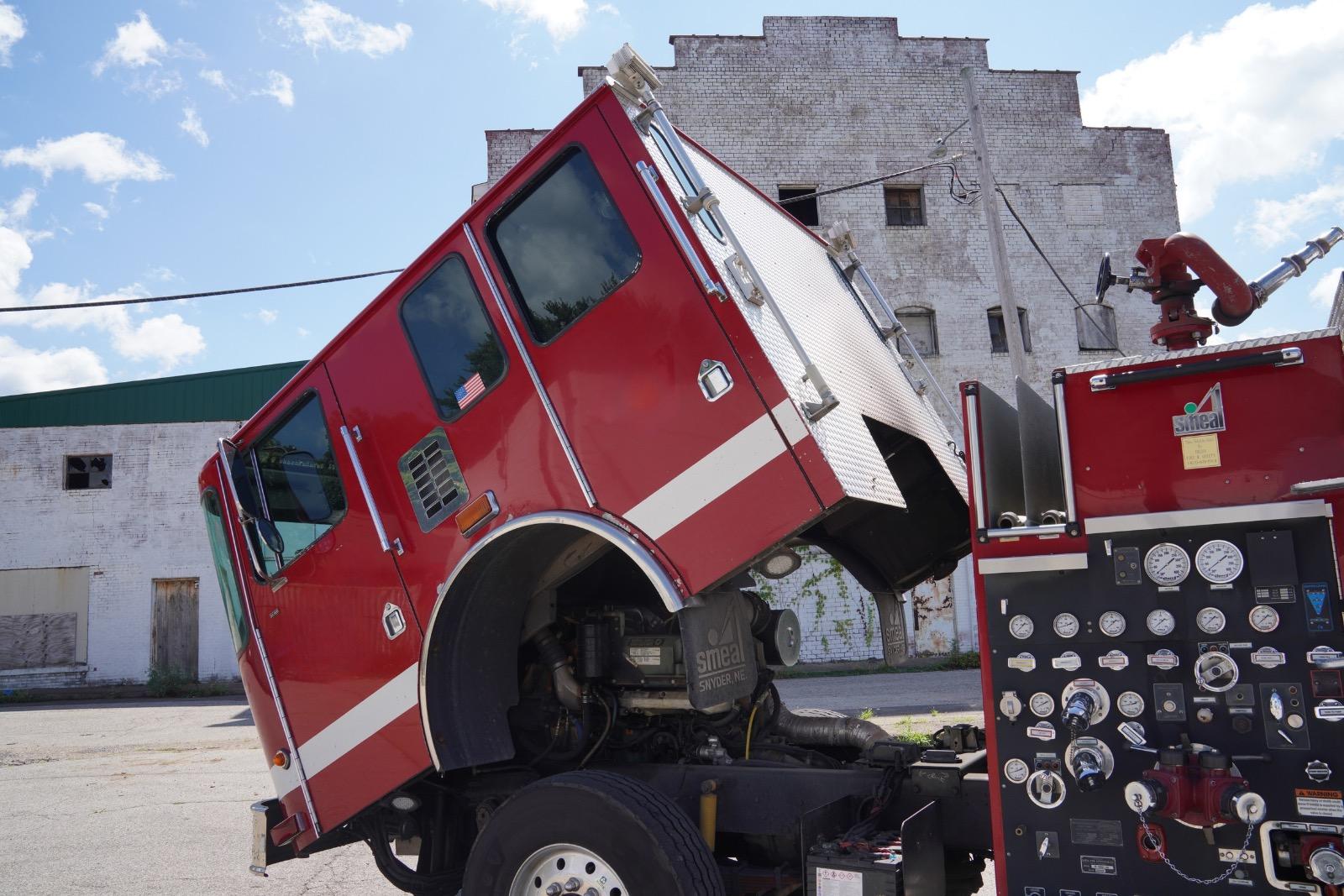 2002 Smeal HME Pumper - image 8