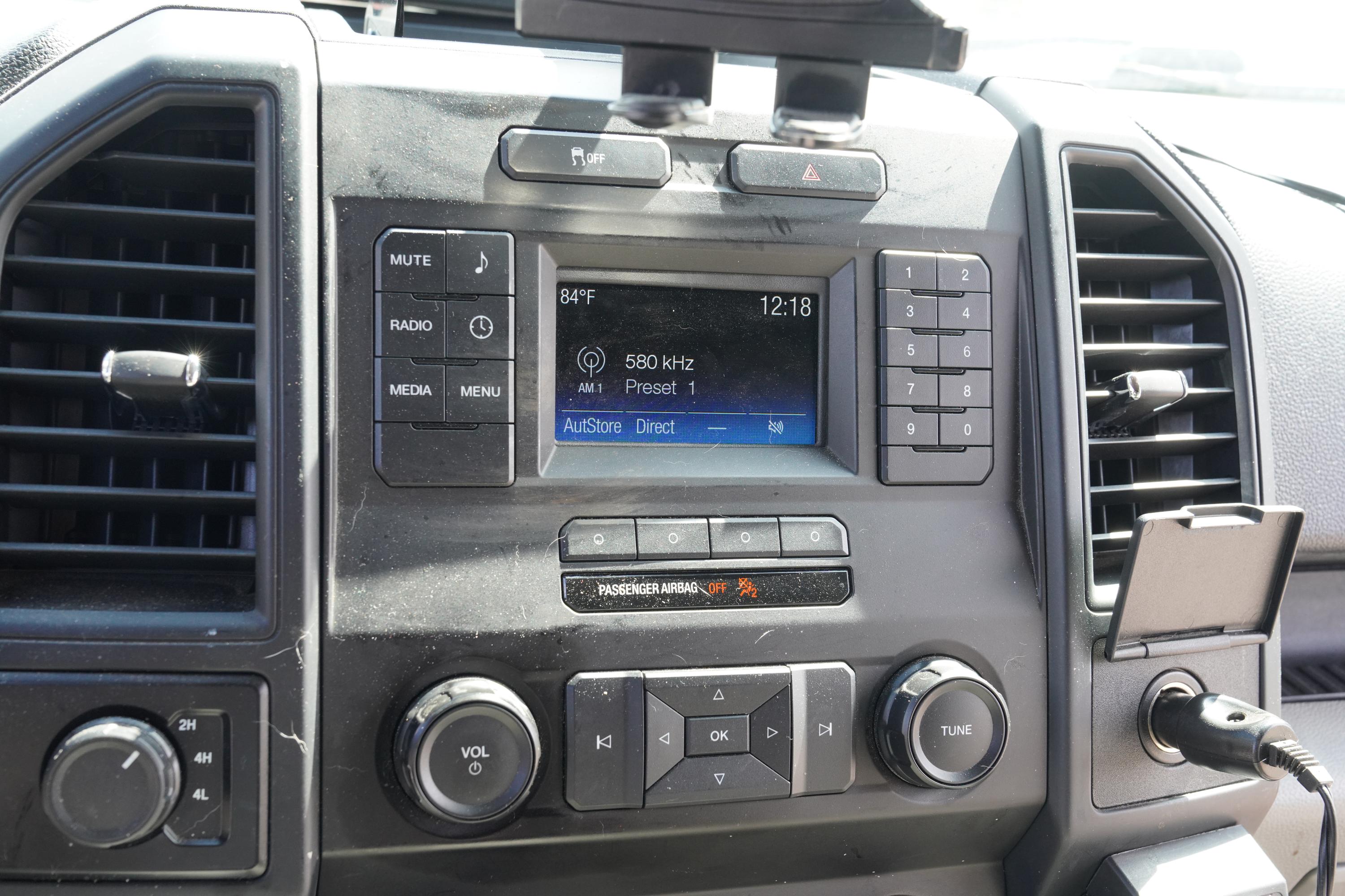 2015 Ford F-150 XL 4x4 Extended Cab - image 18