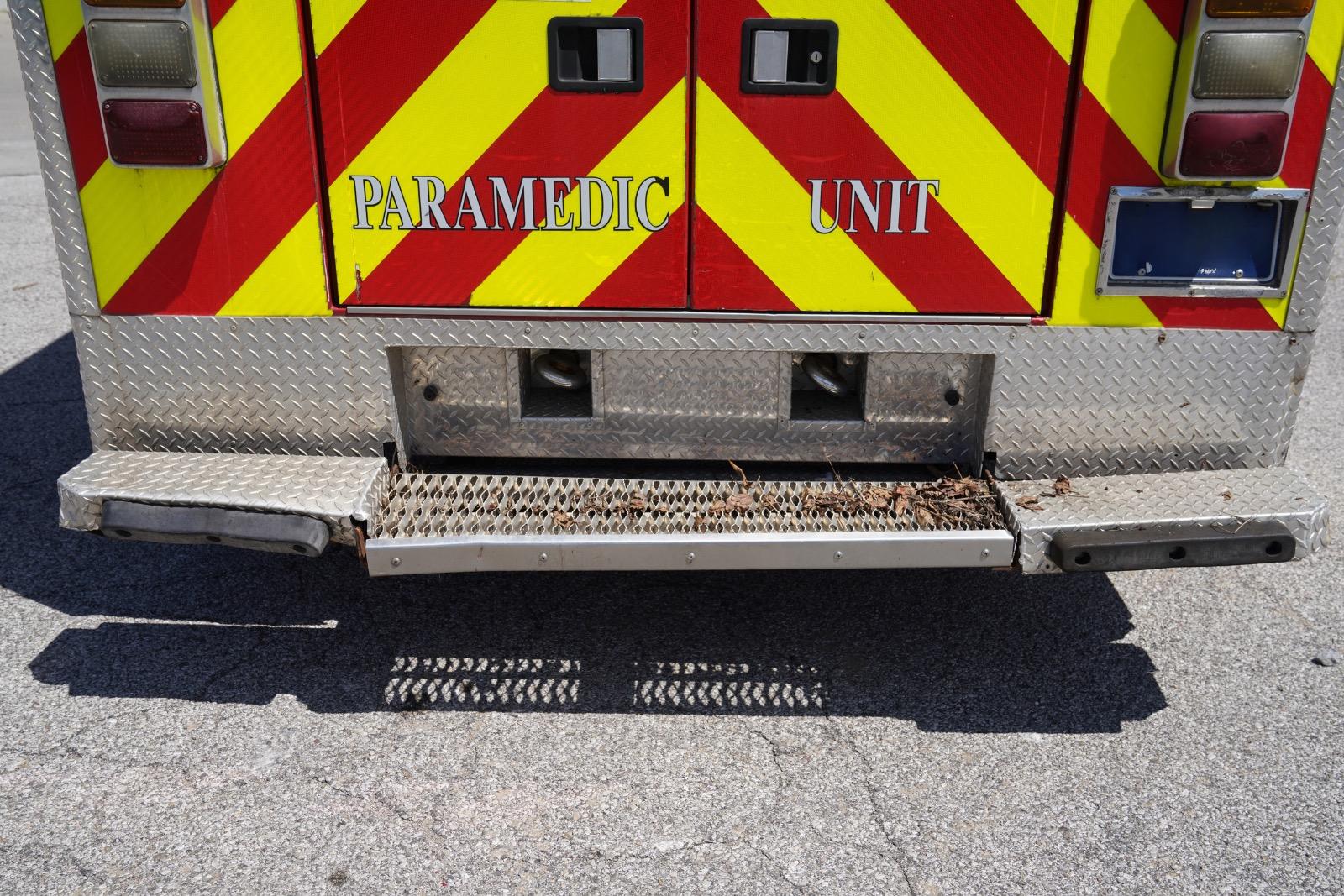 2015 Chevrolet 3500 4x4 Type III Ambulance - image 18
