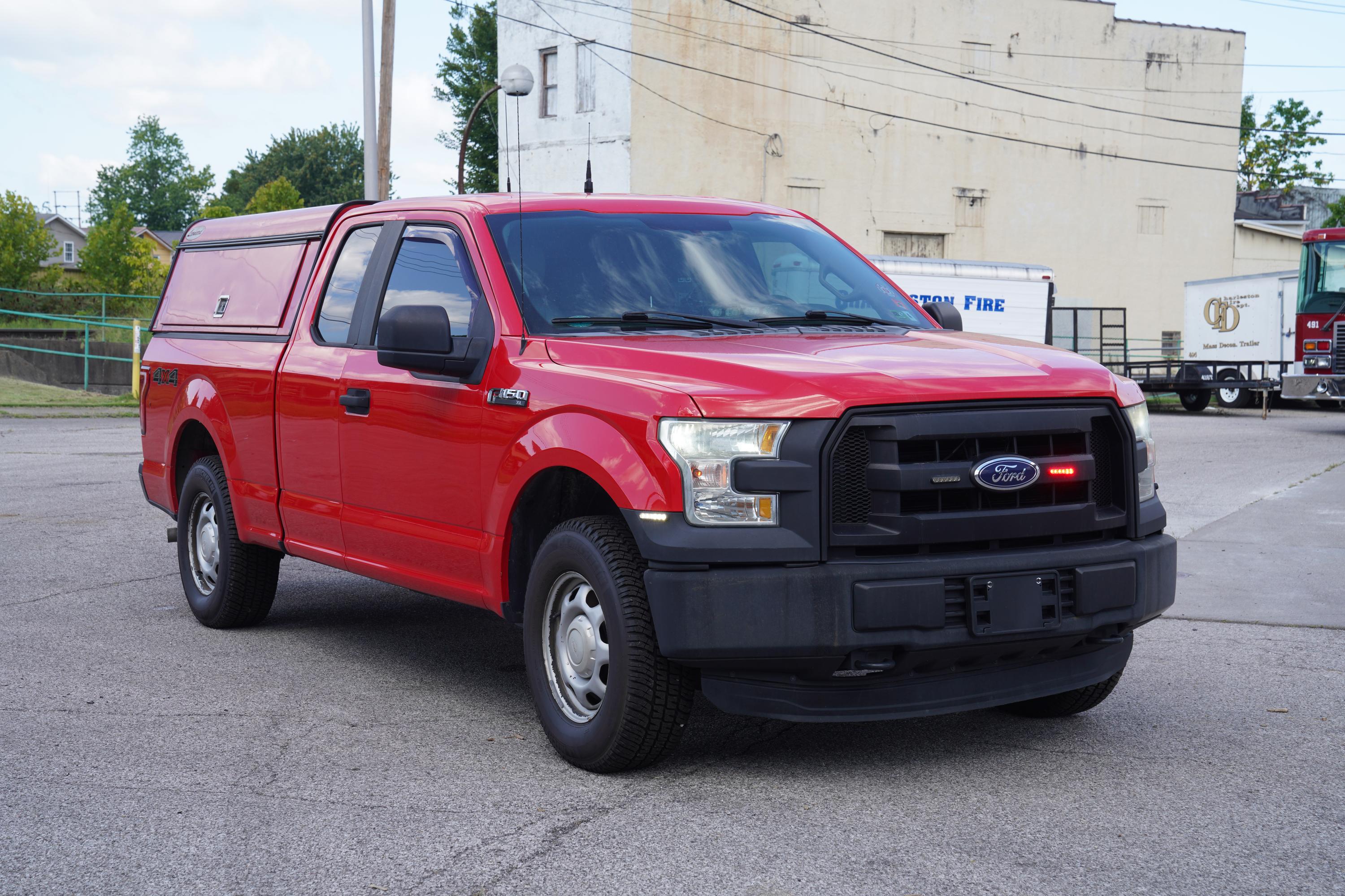 2015 Ford F-150 XL 4x4 Extended Cab - image 8