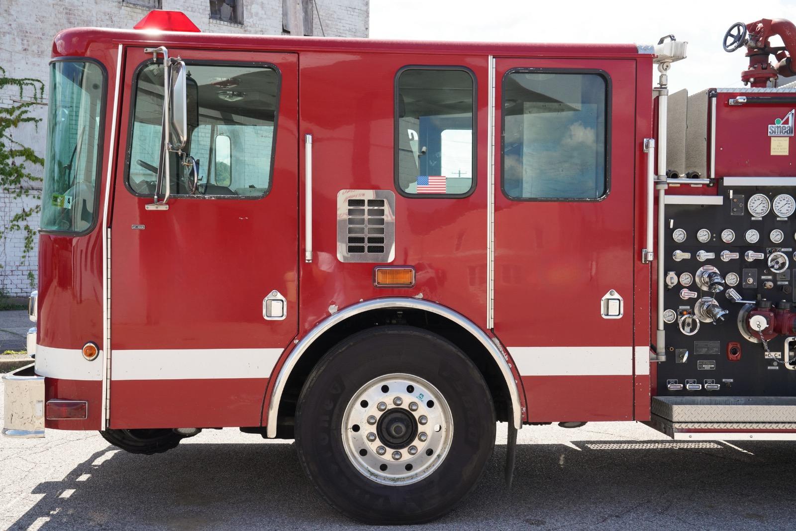2002 Smeal HME Pumper - image 6