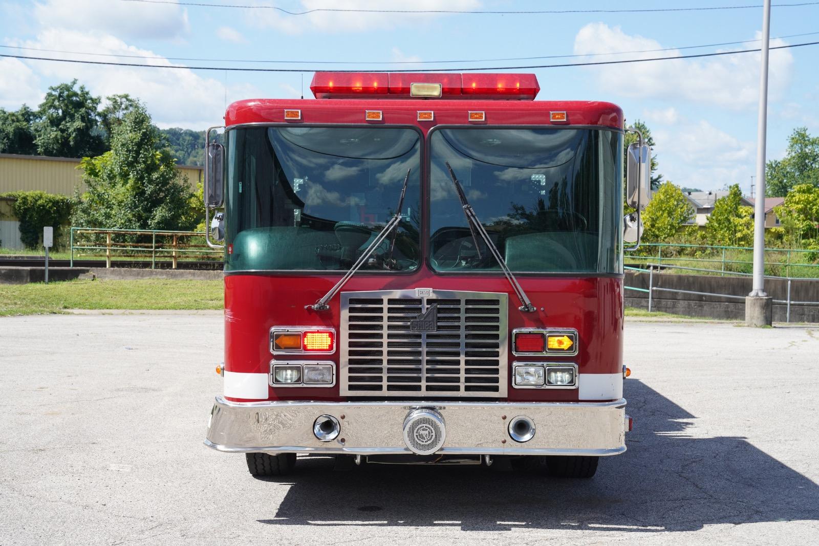 2002 Smeal HME Pumper - image 2