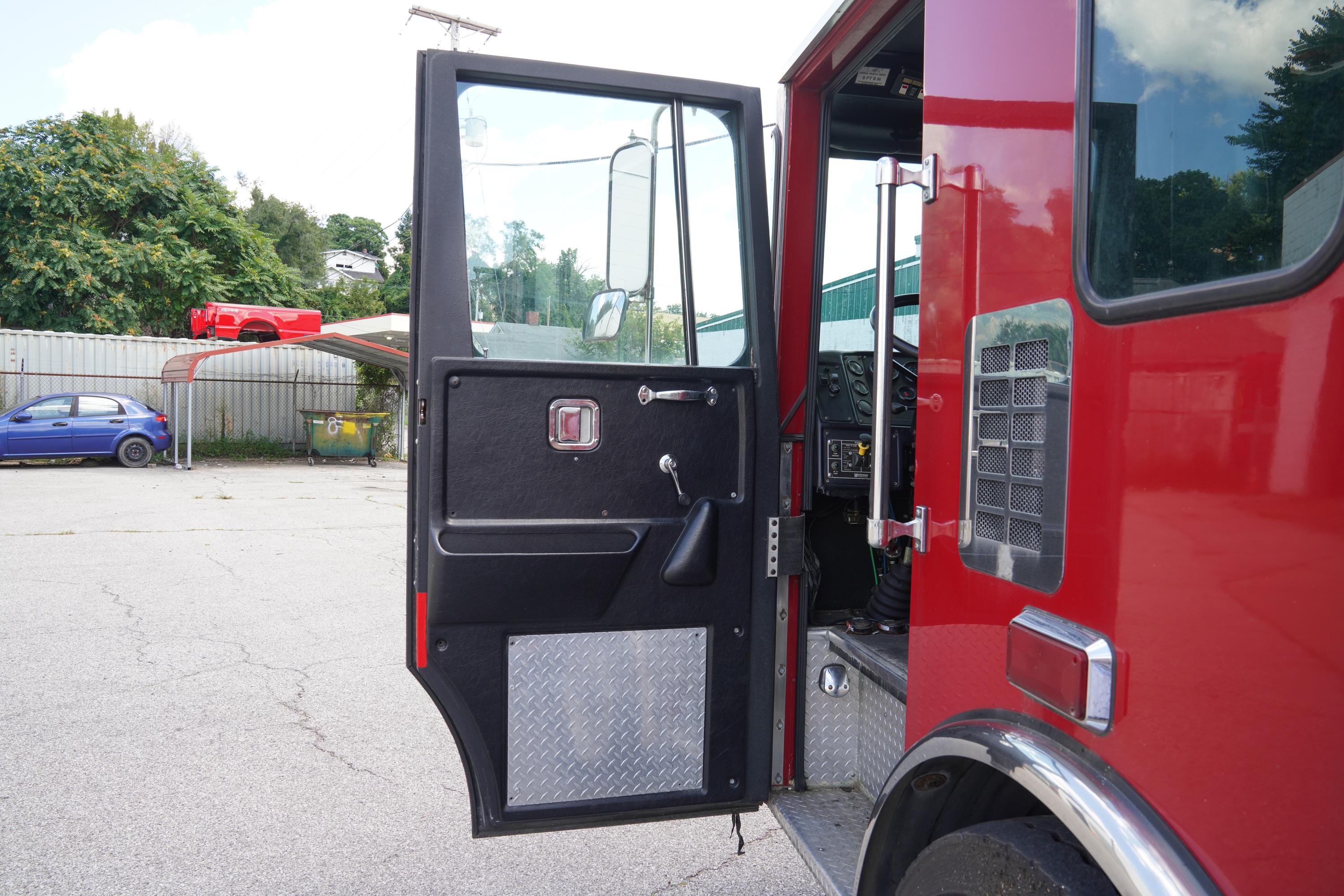 1999 HME Smeal Pumper - image 24