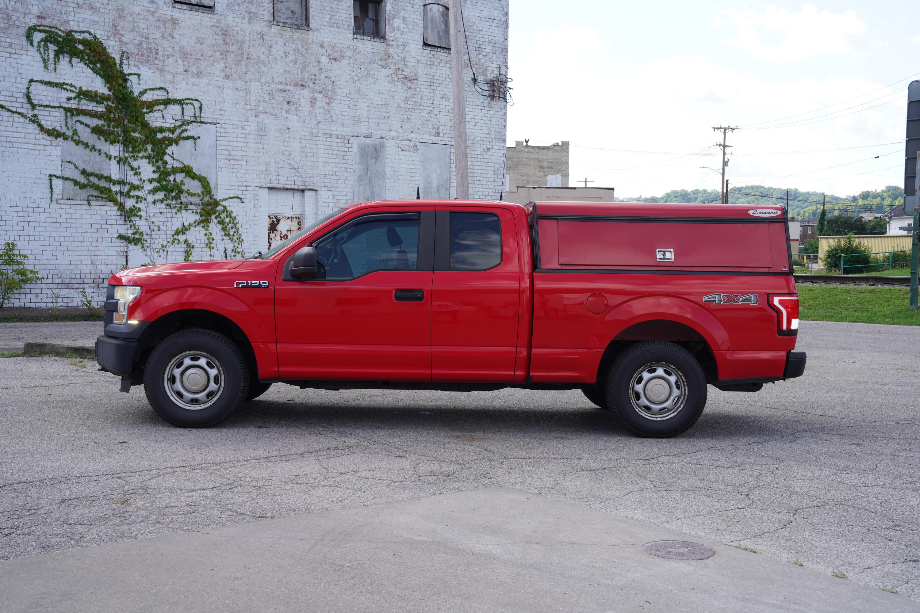 2015 Ford F-150 XL 4x4 Extended Cab - image 6