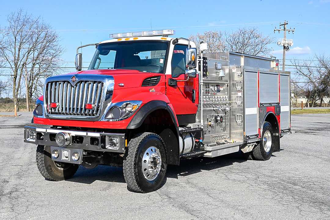 2020 International/Toyne 4X4 1250/750 Stainless Steel Pumper