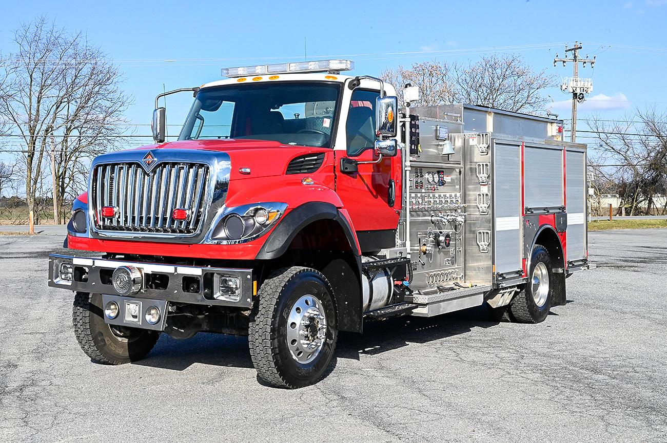 2020 International/Toyne 4X4 1250/750 Stainless Steel Pumper - image 1