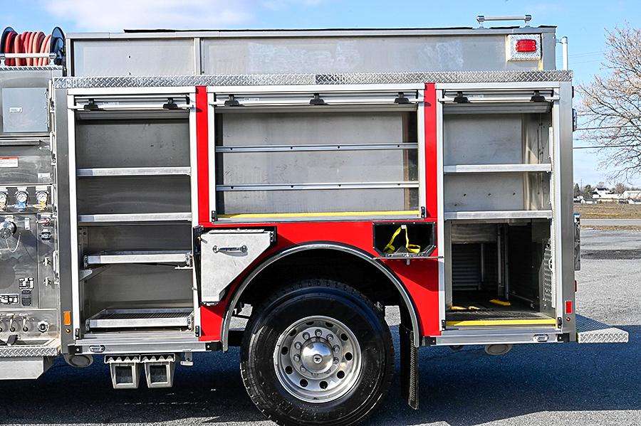 2020 International/Toyne 4X4 1250/750 Stainless Steel Pumper - image 9