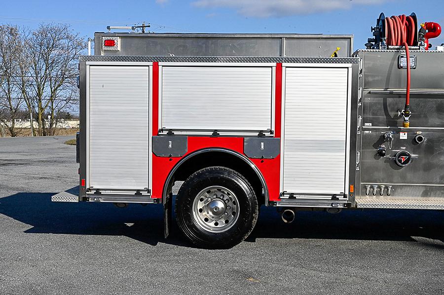 2020 International/Toyne 4X4 1250/750 Stainless Steel Pumper - image 14
