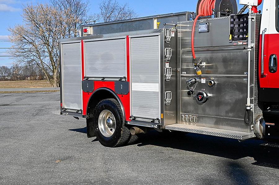 2020 International/Toyne 4X4 1250/750 Stainless Steel Pumper - image 18